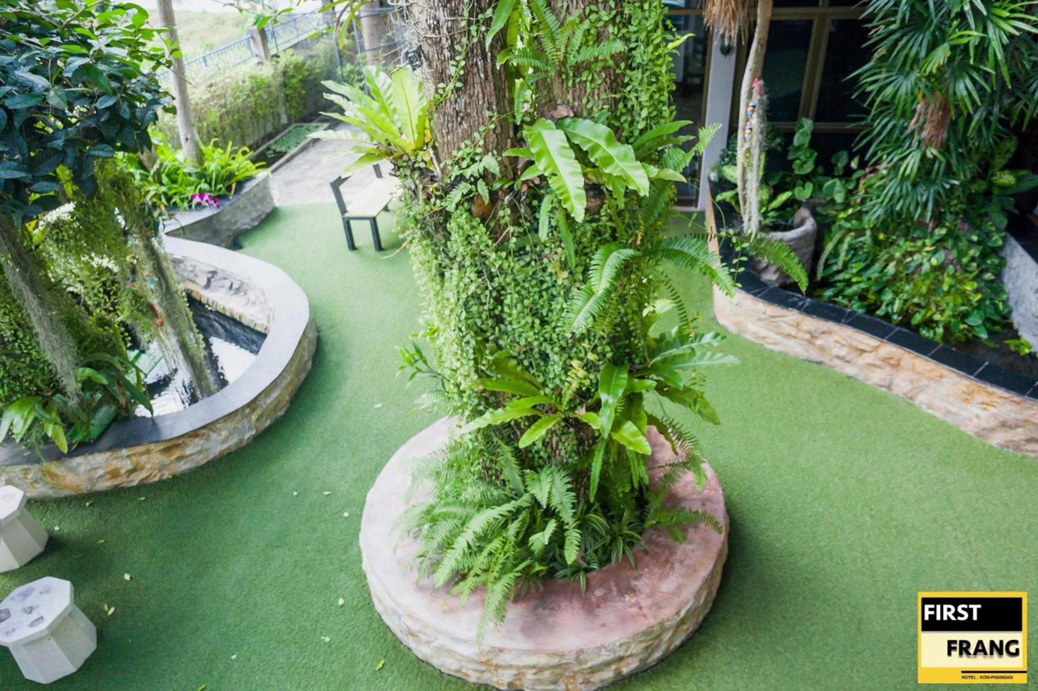 Garden view in First and Frang Hotel - Koh Phangan