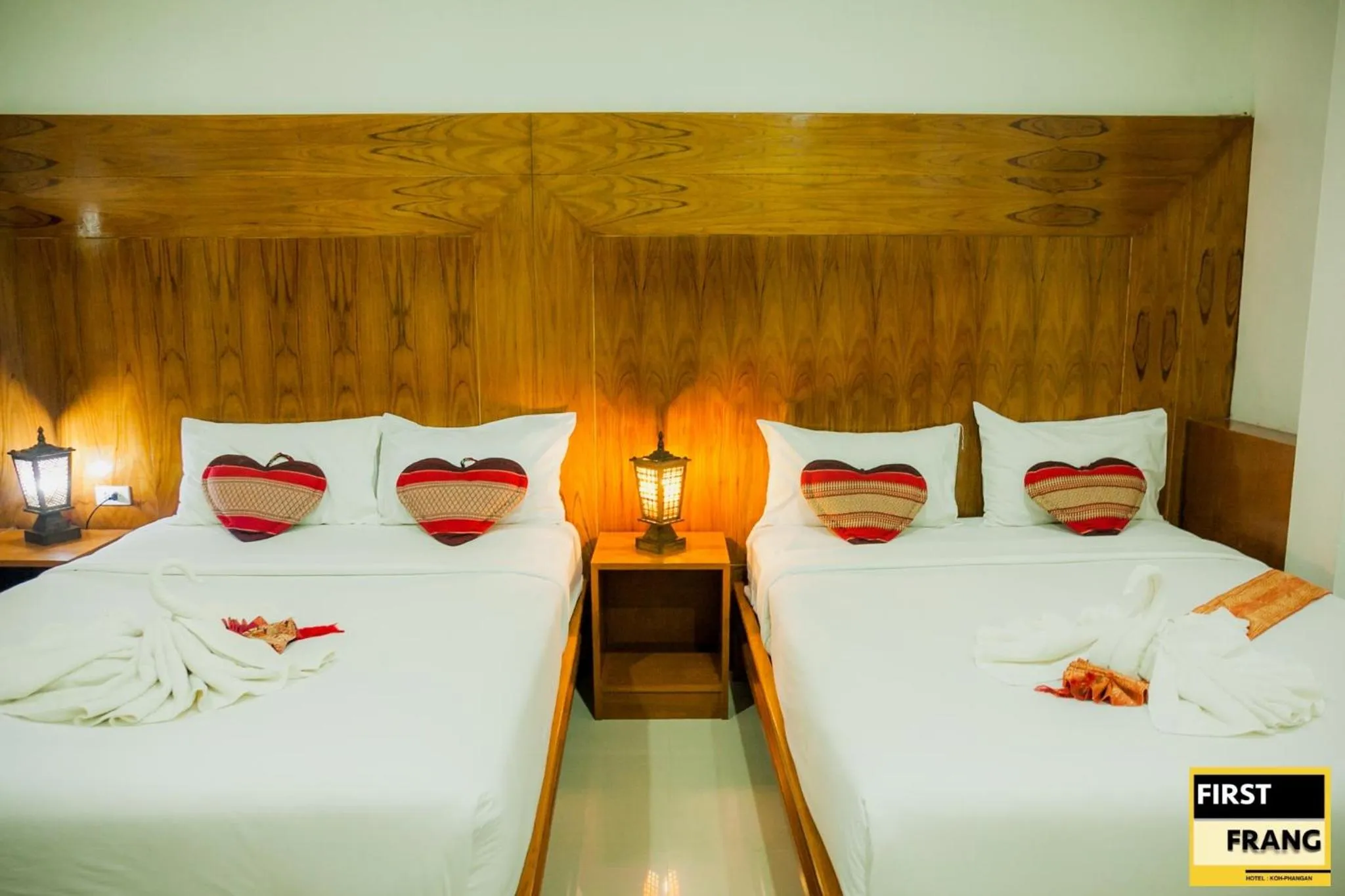 Bed in First and Frang Hotel - Koh Phangan