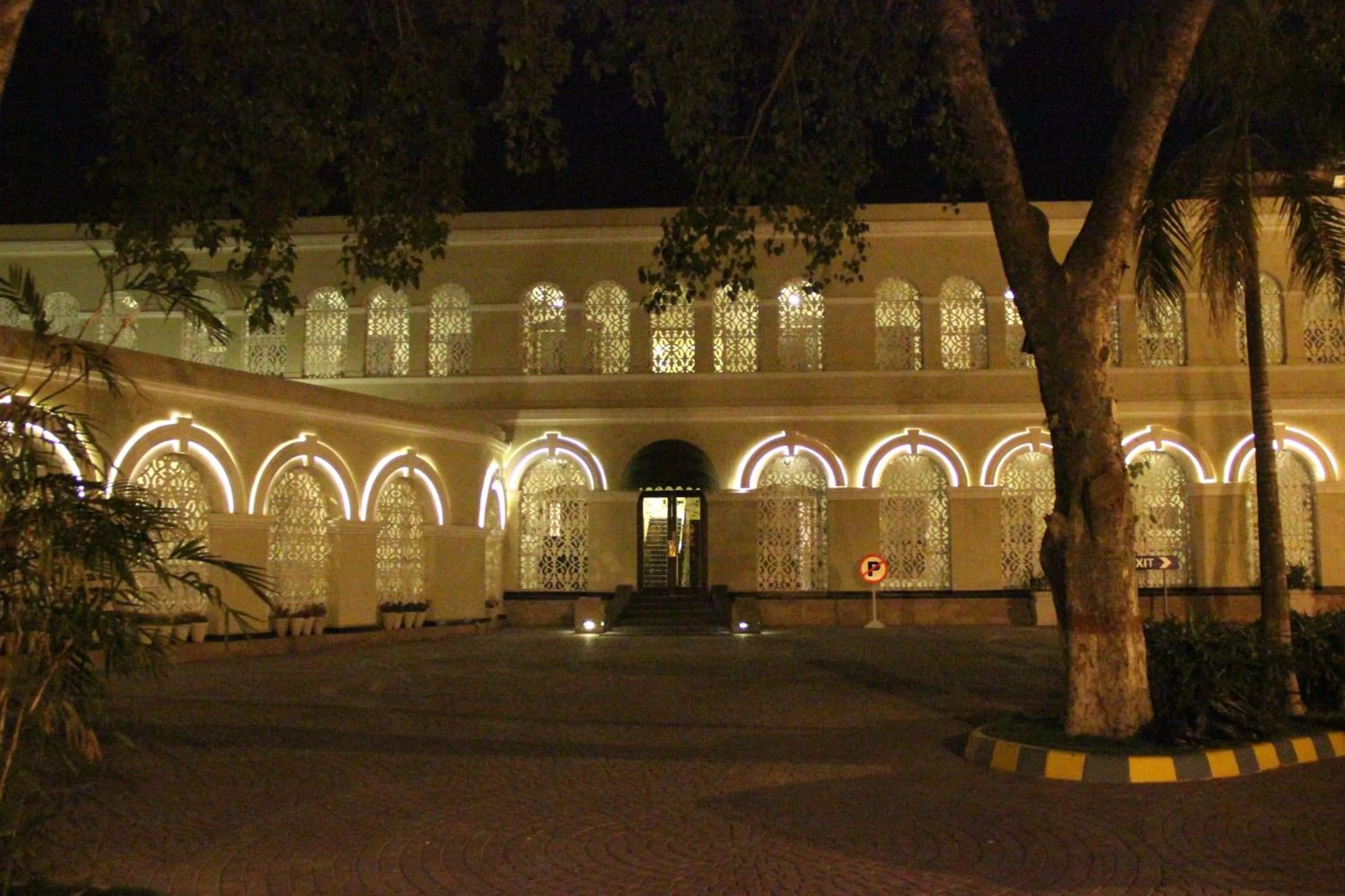 Property building in Faletti's Hotel Lahore