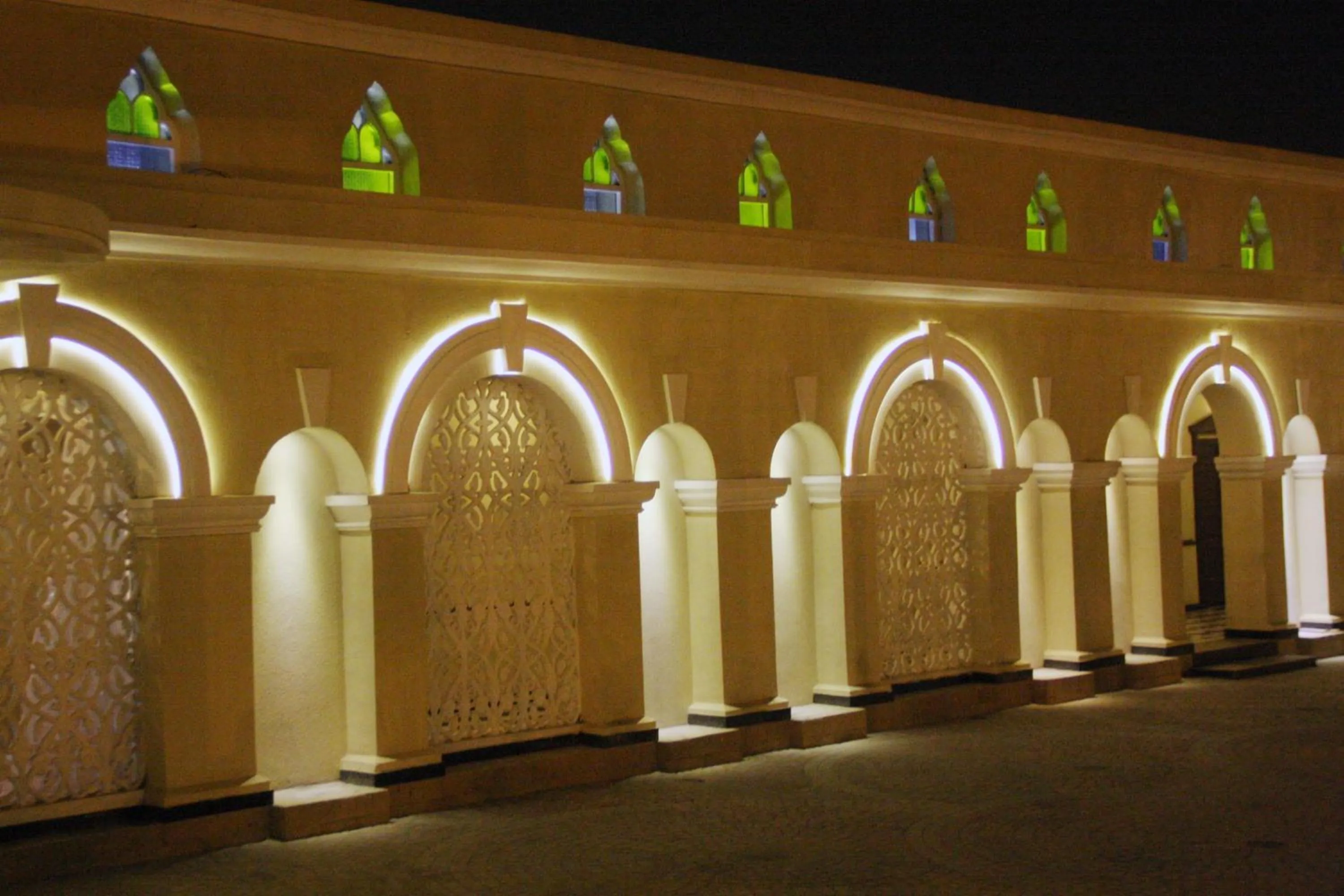 Area and facilities in Faletti's Hotel Lahore