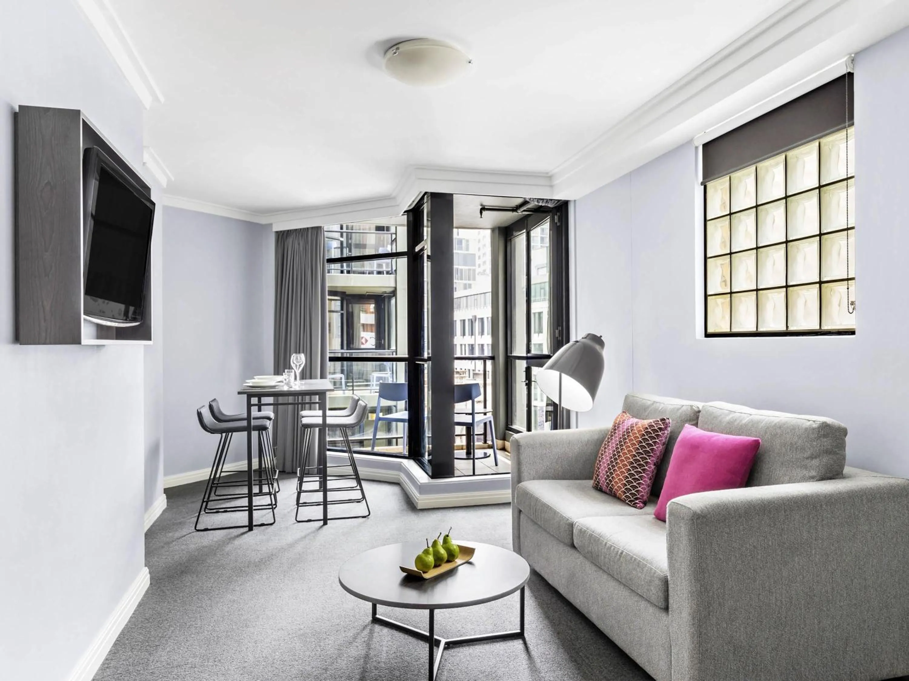 Bedroom in Mantra Sydney Central