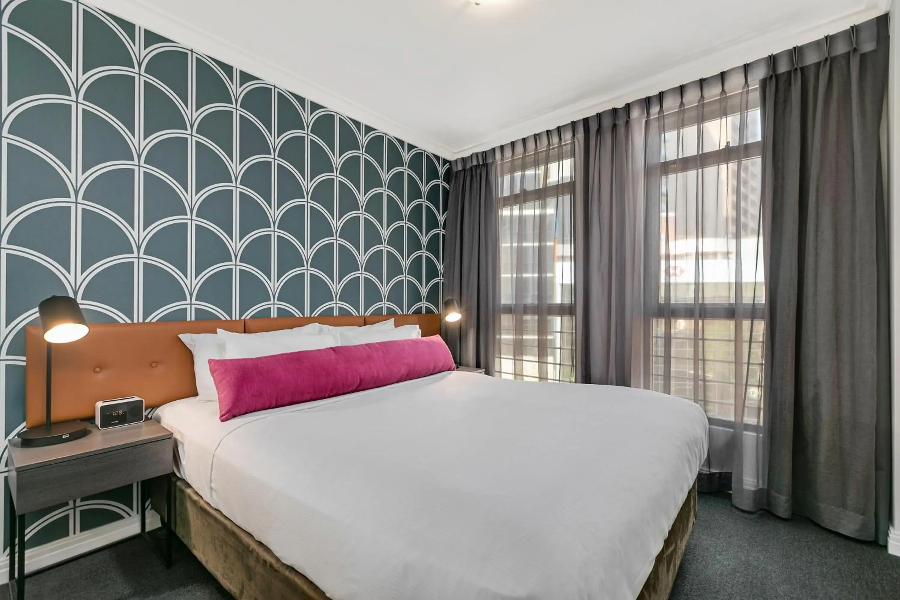 One-Bedroom Apartment in Mantra Sydney Central One-Bedroom Apartment in Mantra Sydney Central