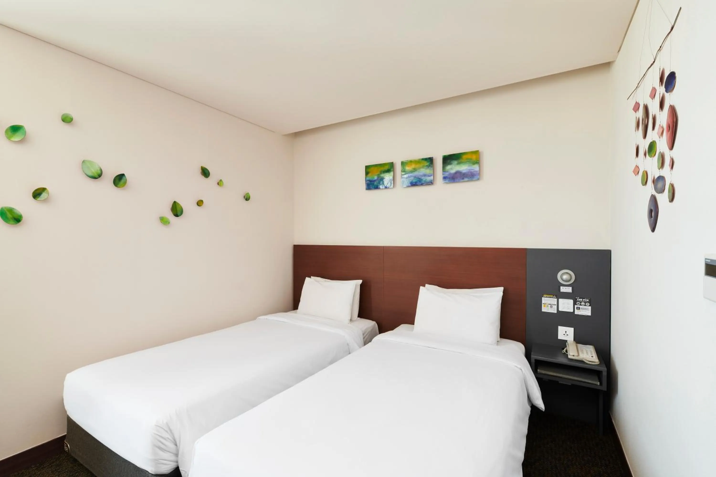 Photo of the whole room, Bed in Hotel Skypark Kingstown Dongdaemun