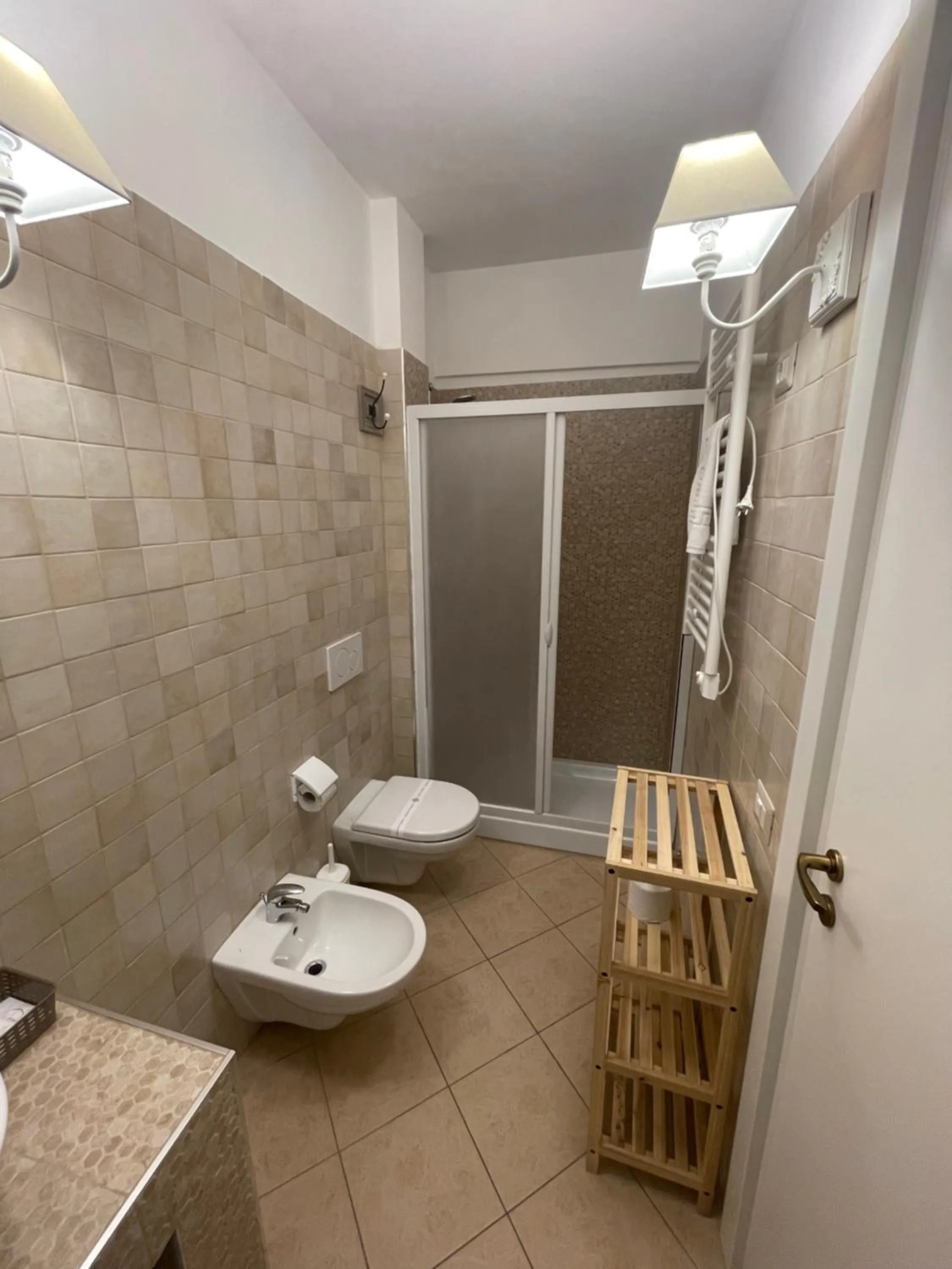 Shower in Antica Mateola