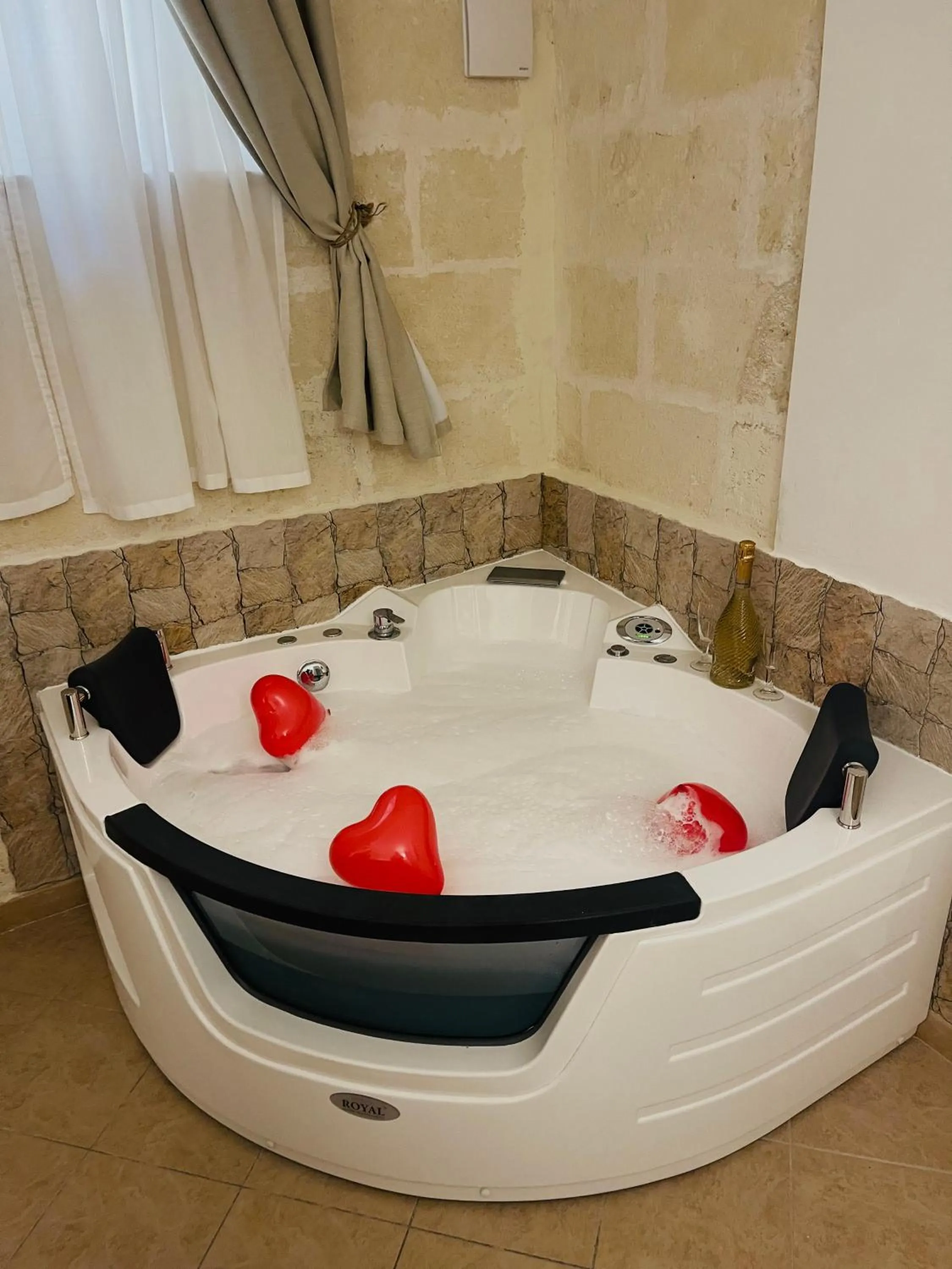 Bath in Antica Mateola