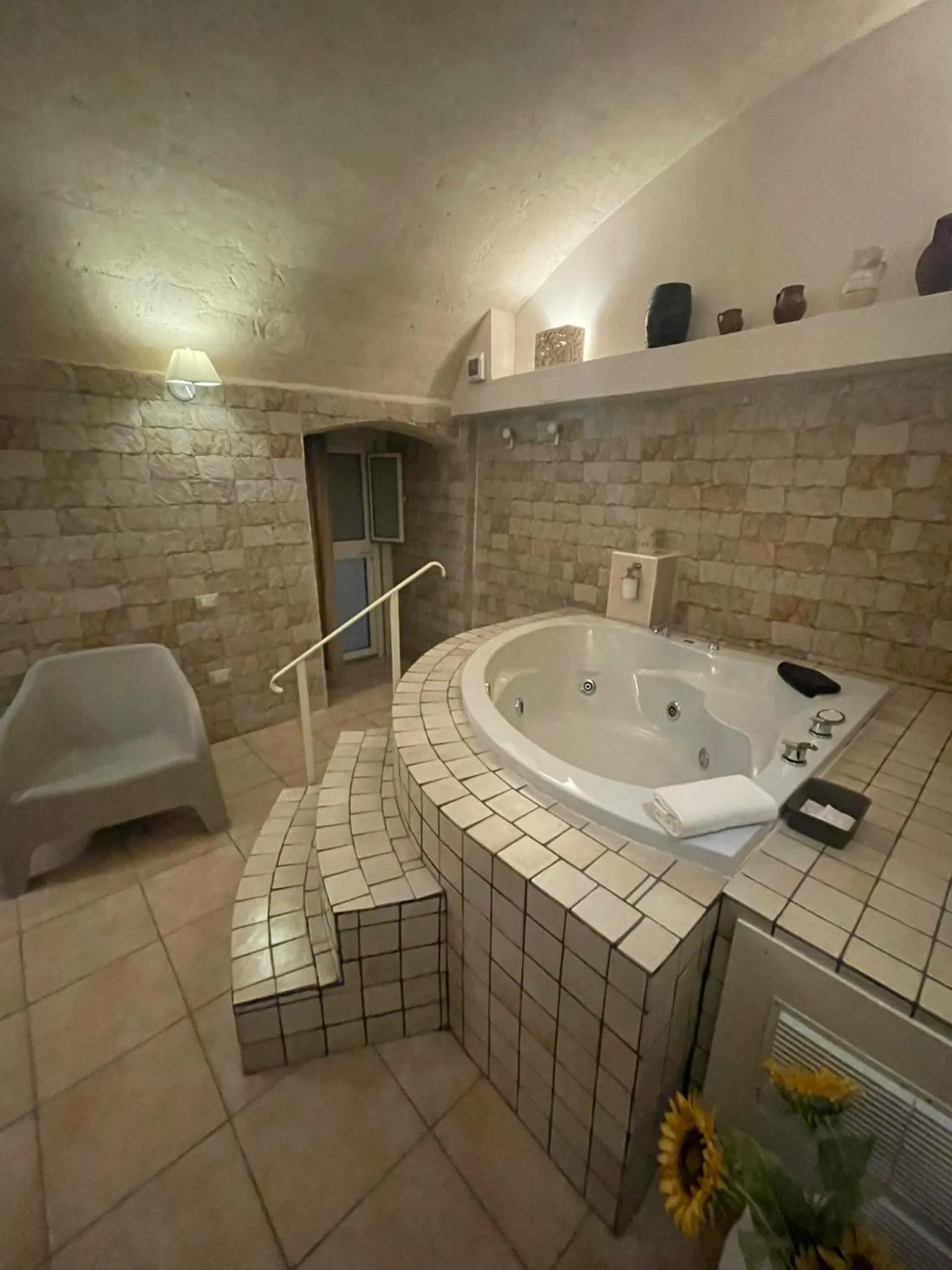 Hot Tub in Antica Mateola