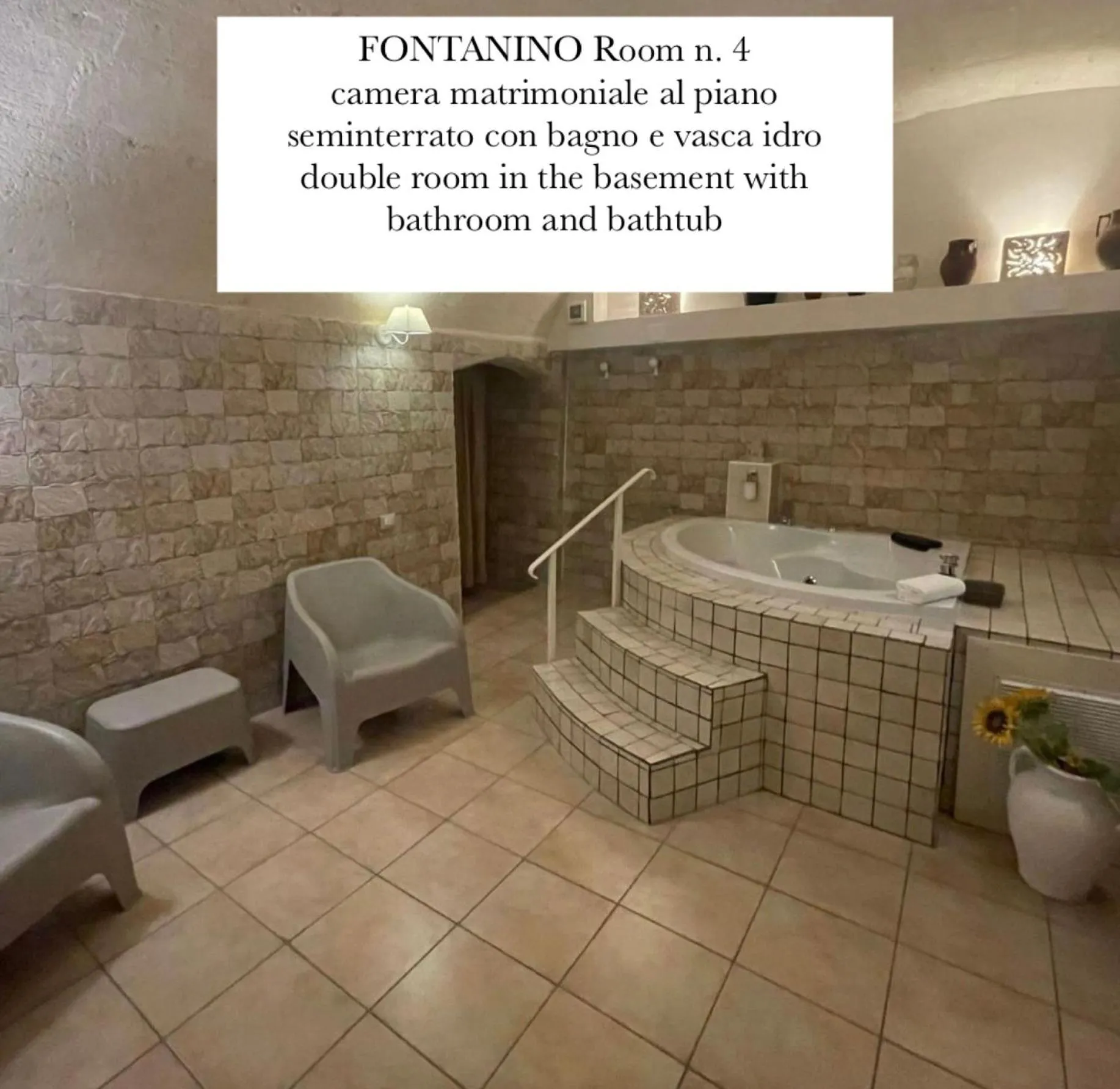 Hot Tub in Antica Mateola