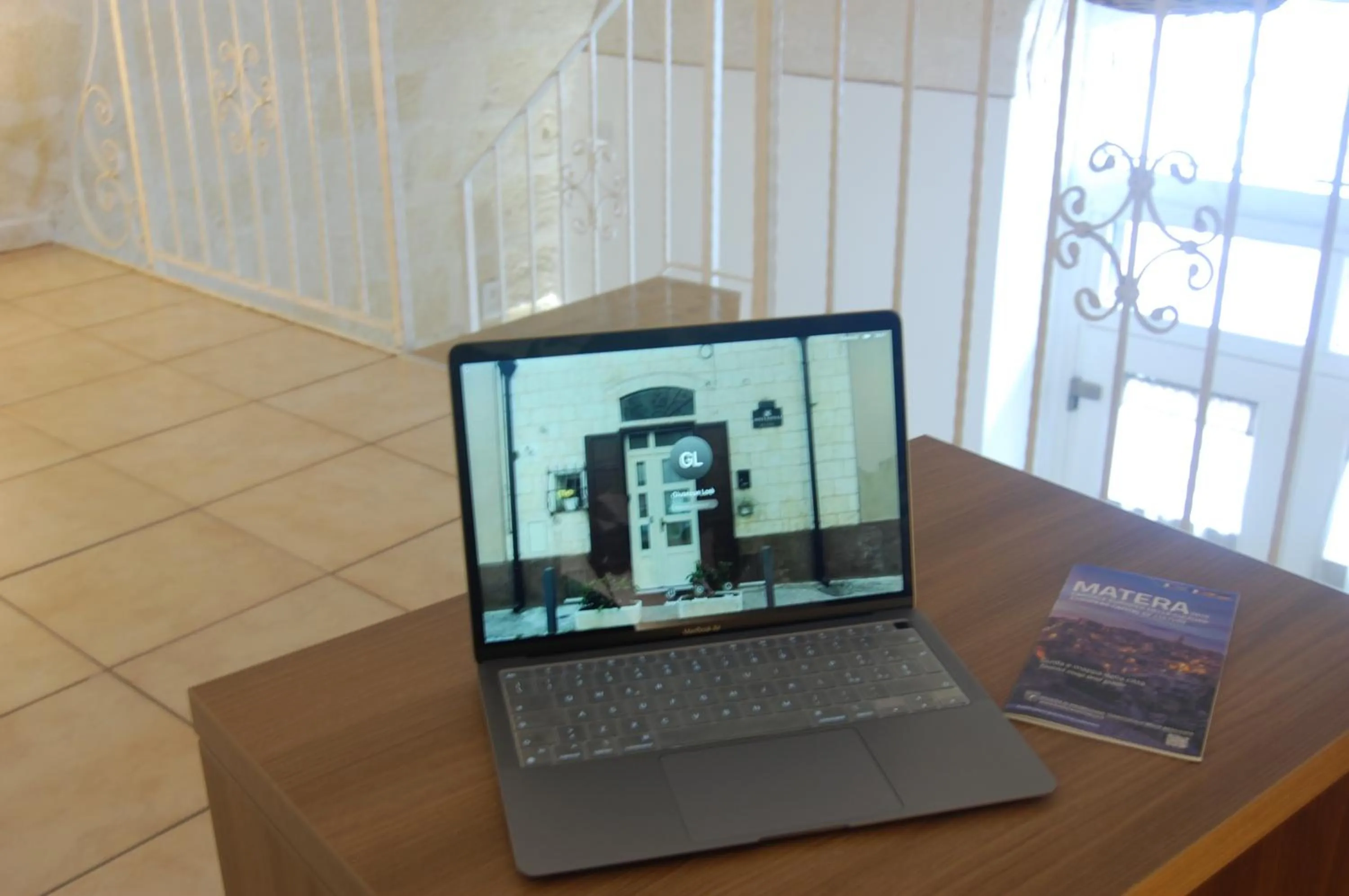 Seating area in Antica Mateola