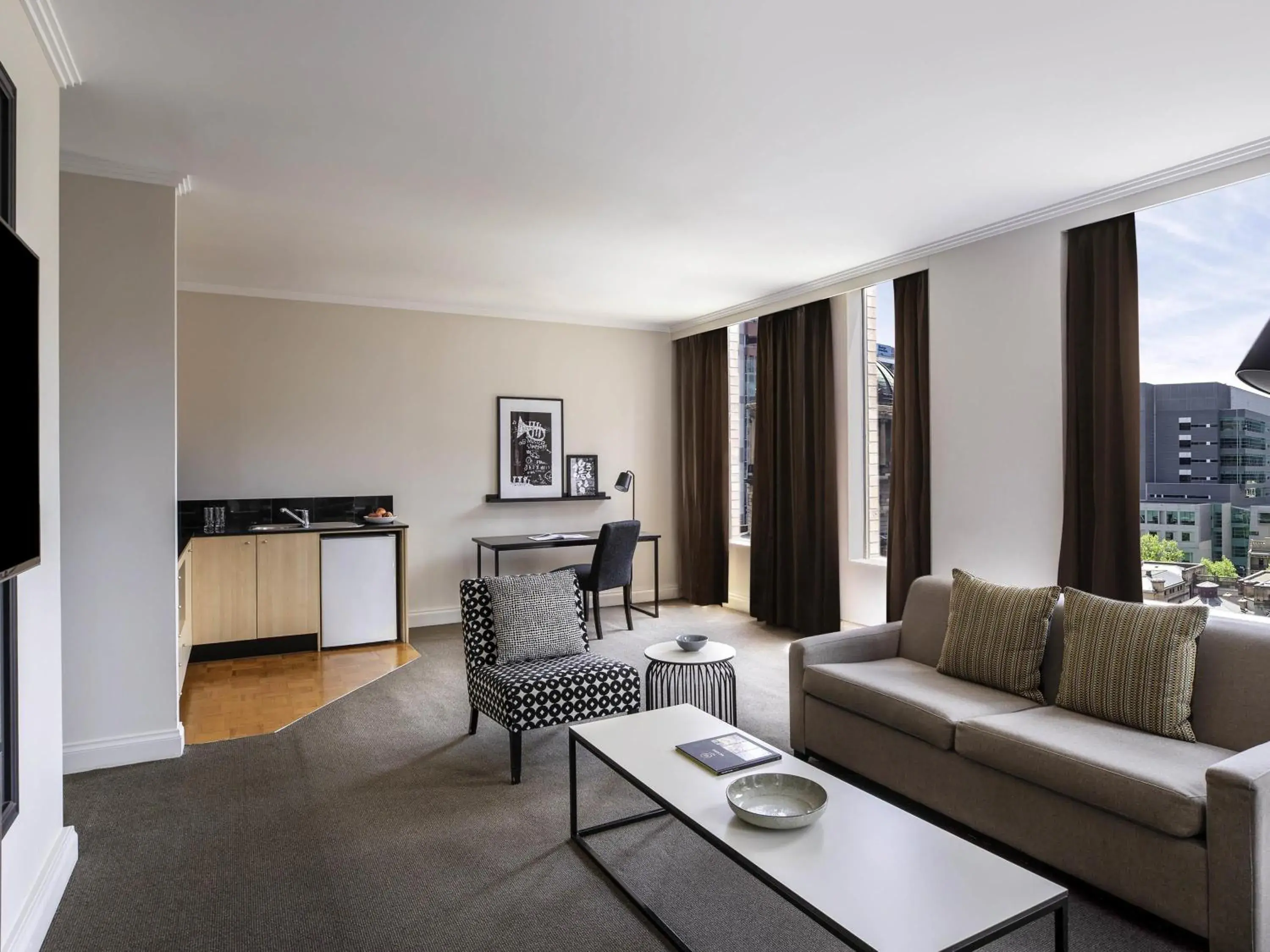 One-Bedroom Apartment in Mantra on Little Bourke Melbourne One-Bedroom Apartment in Mantra on Little Bourke Melbourne