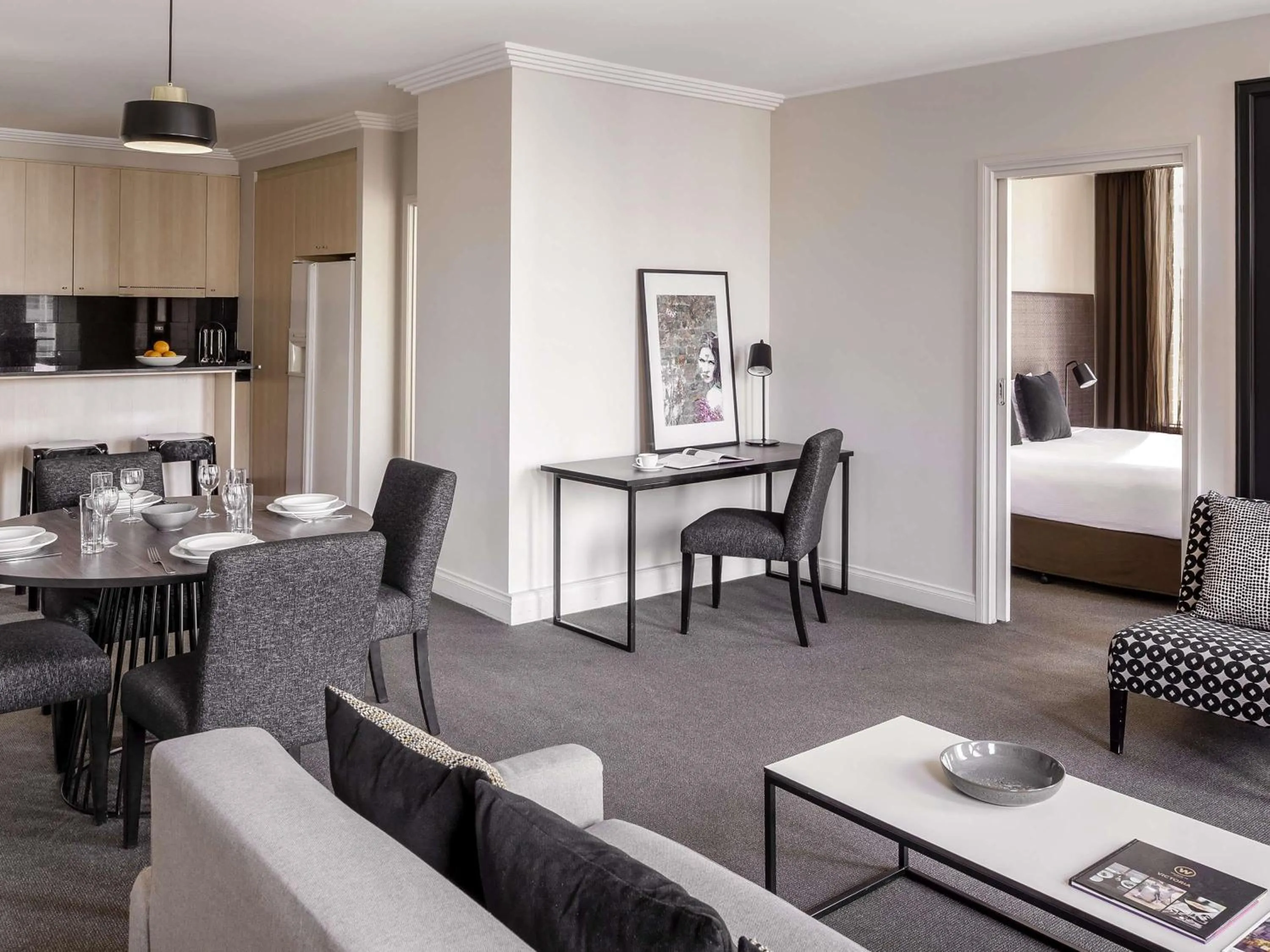 Bedroom, Bed in Mantra on Little Bourke Melbourne