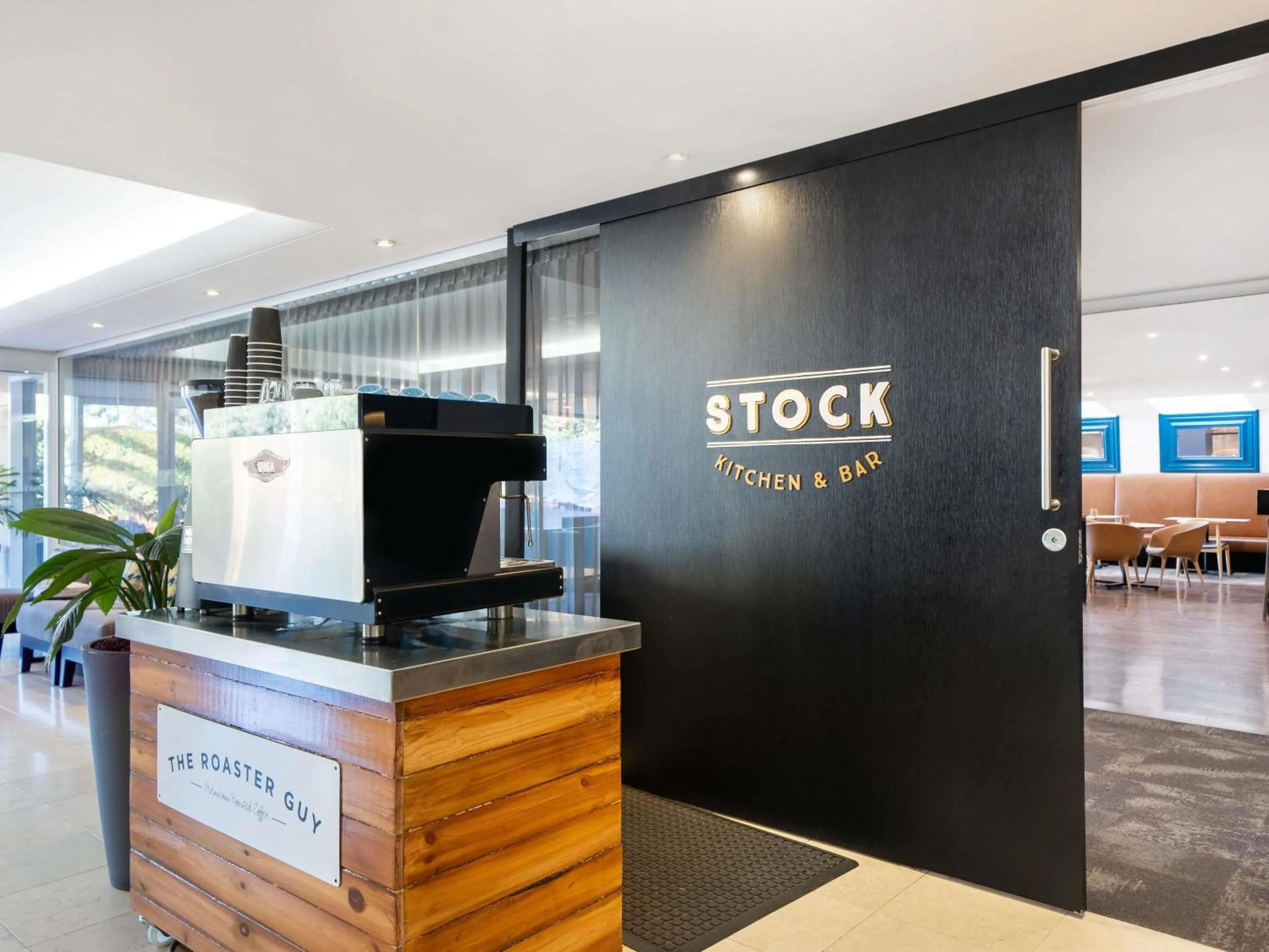 Restaurant/places to eat in Mantra on Northbourne