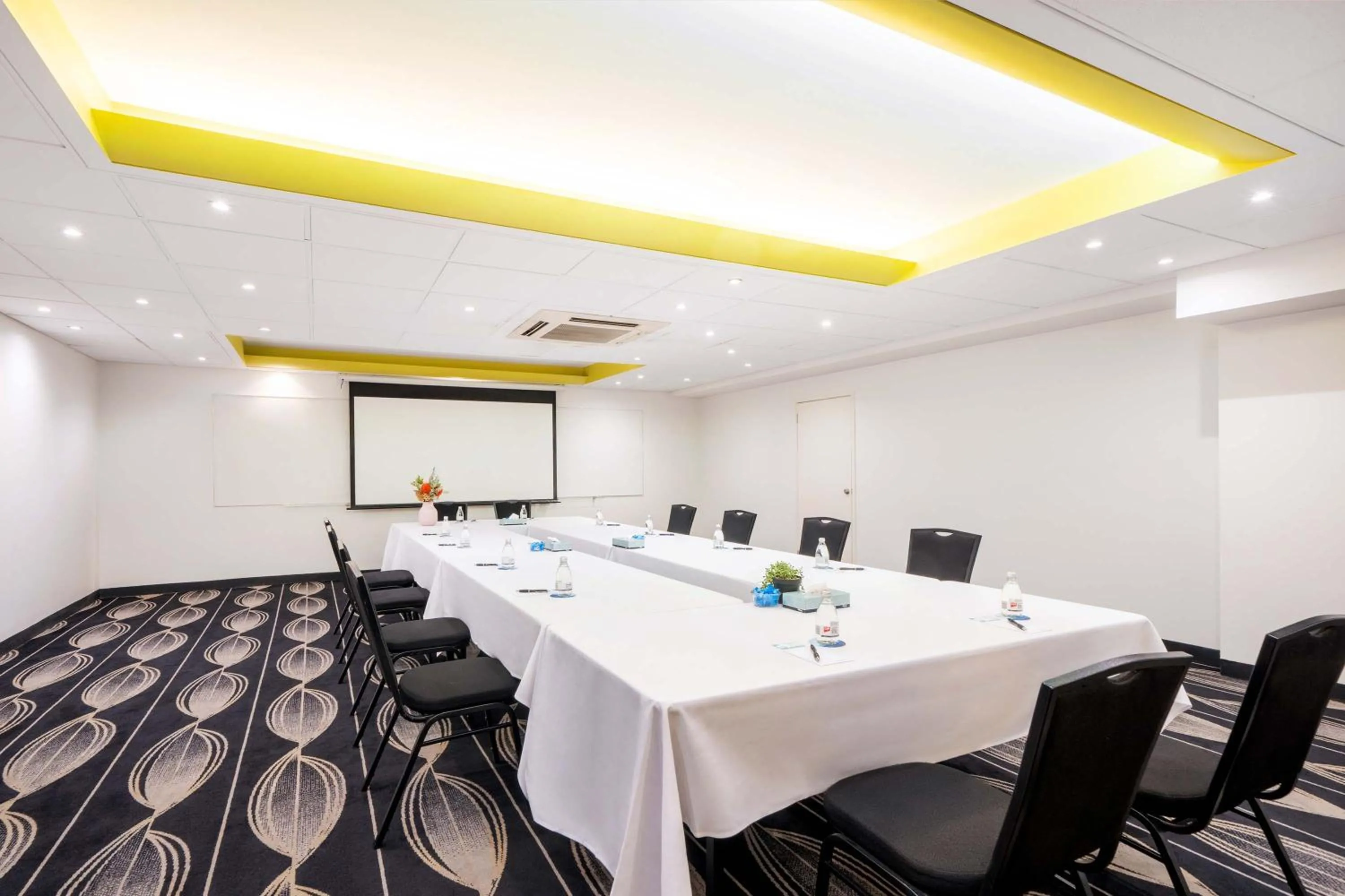 Meeting/conference room in Mantra on Northbourne