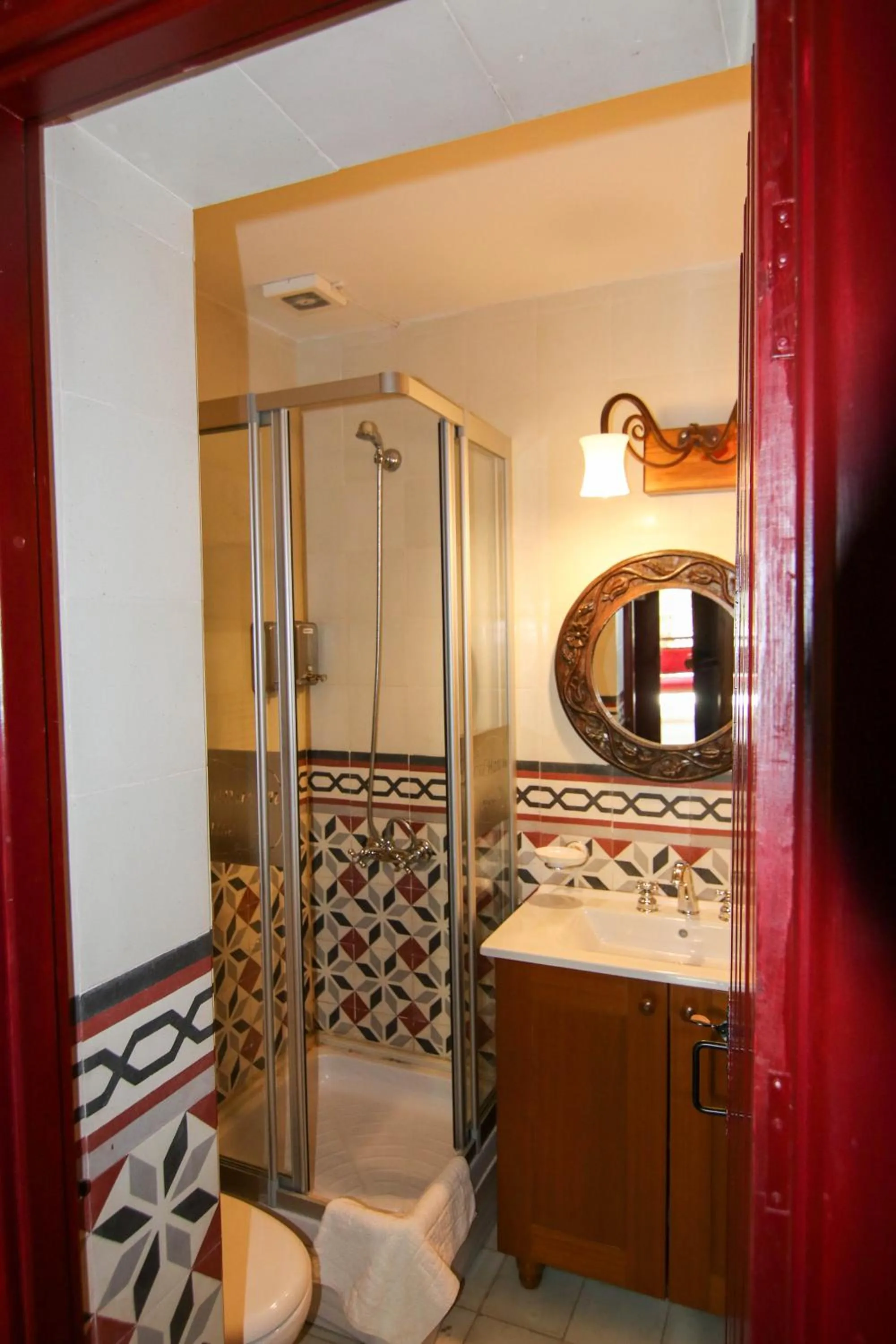 Shower in Gul Hanim House Boutique Hotel