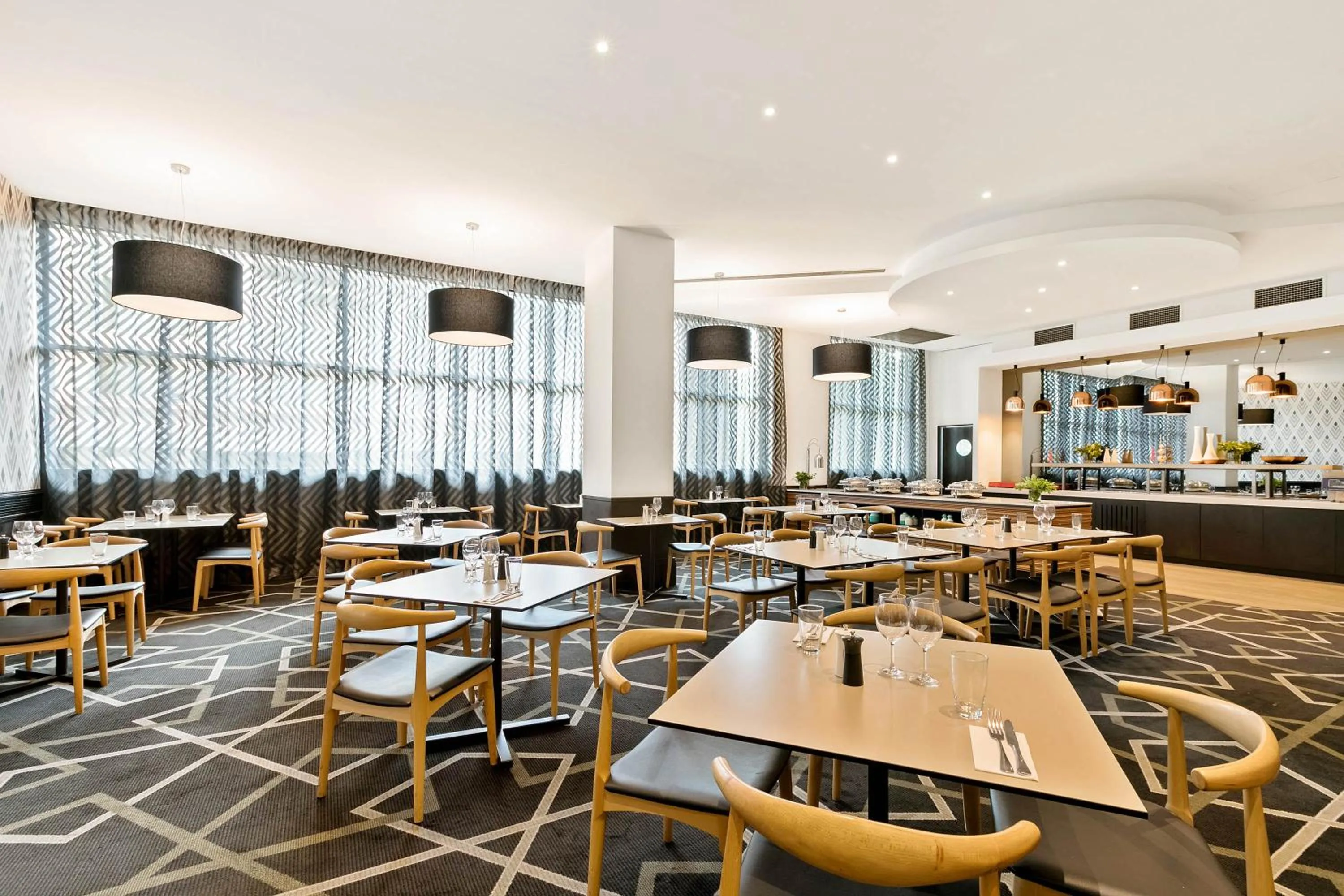 Restaurant/places to eat in Mantra Parramatta