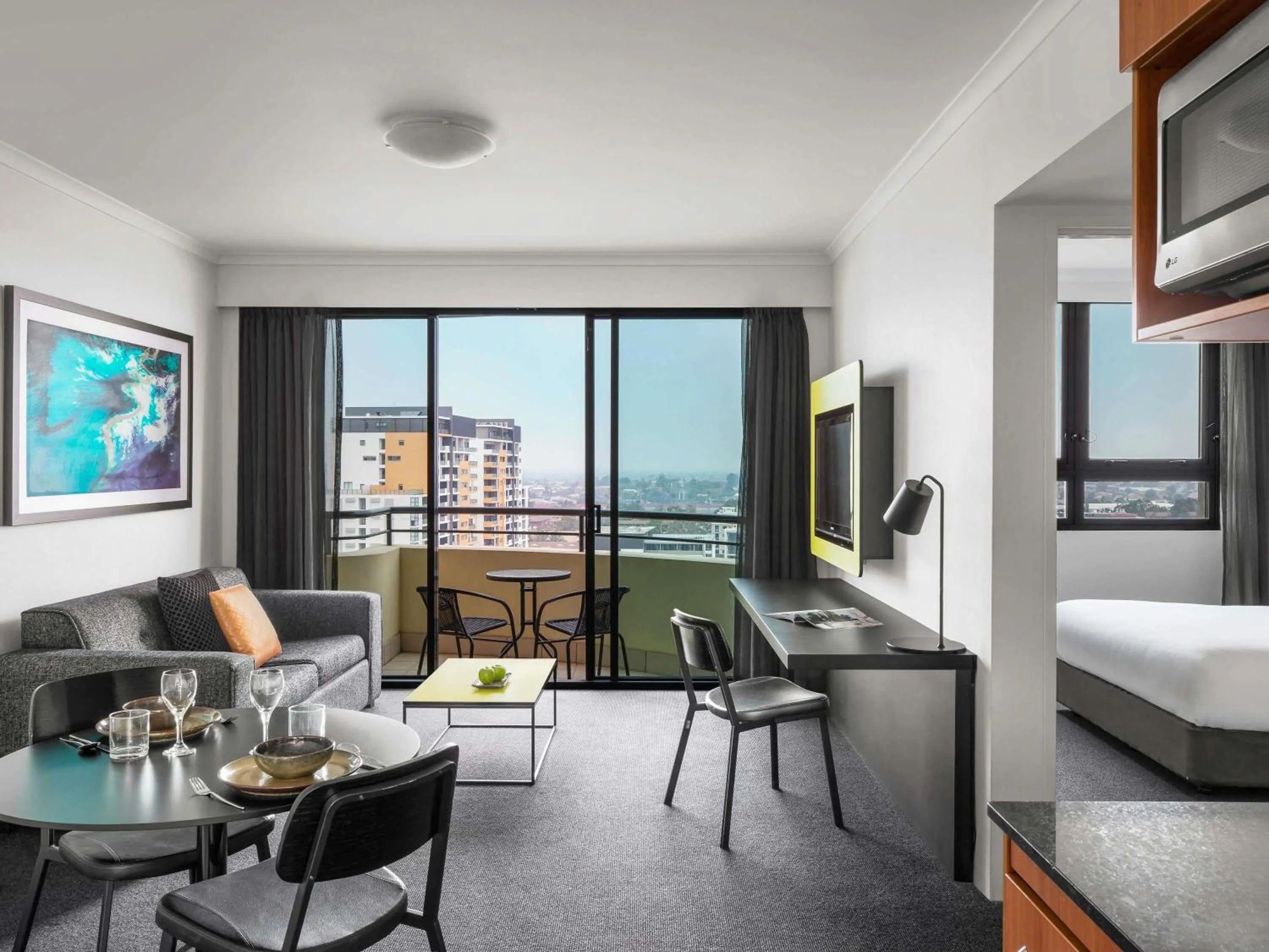 Property building, Bed in Mantra Parramatta