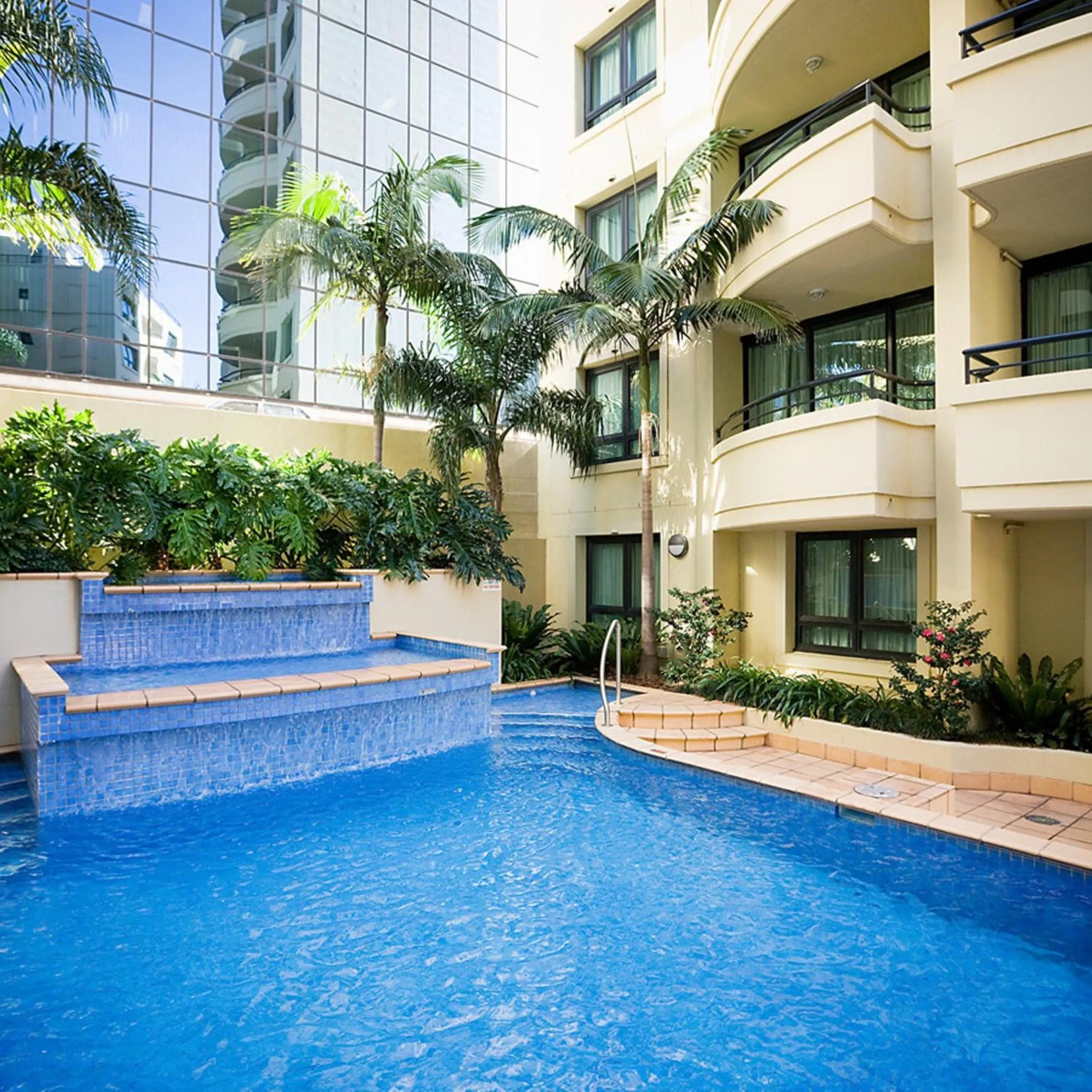 Swimming pool in Mantra Parramatta