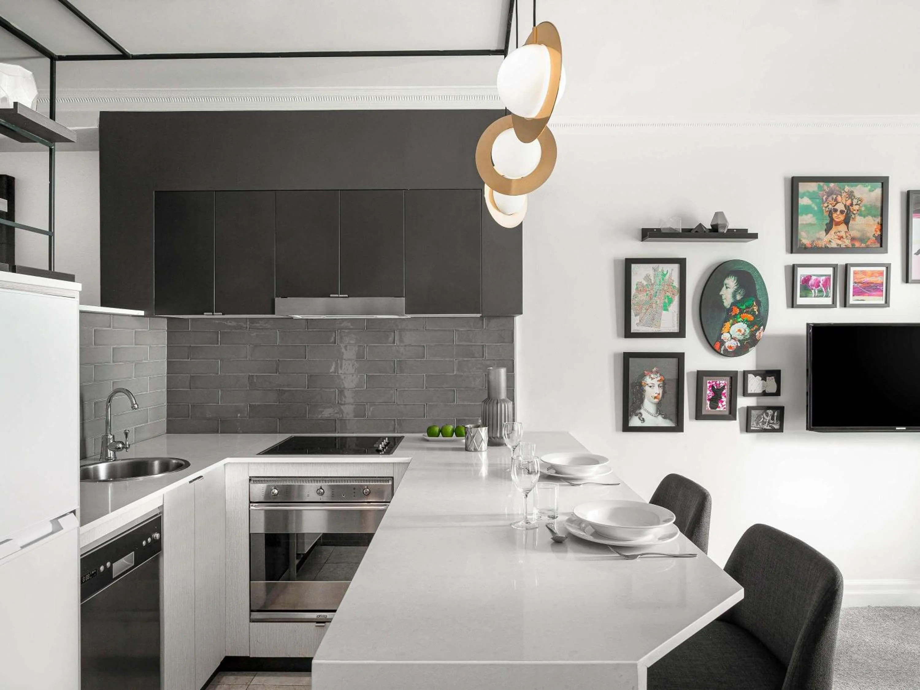 Bedroom in Mantra 2 Bond Street