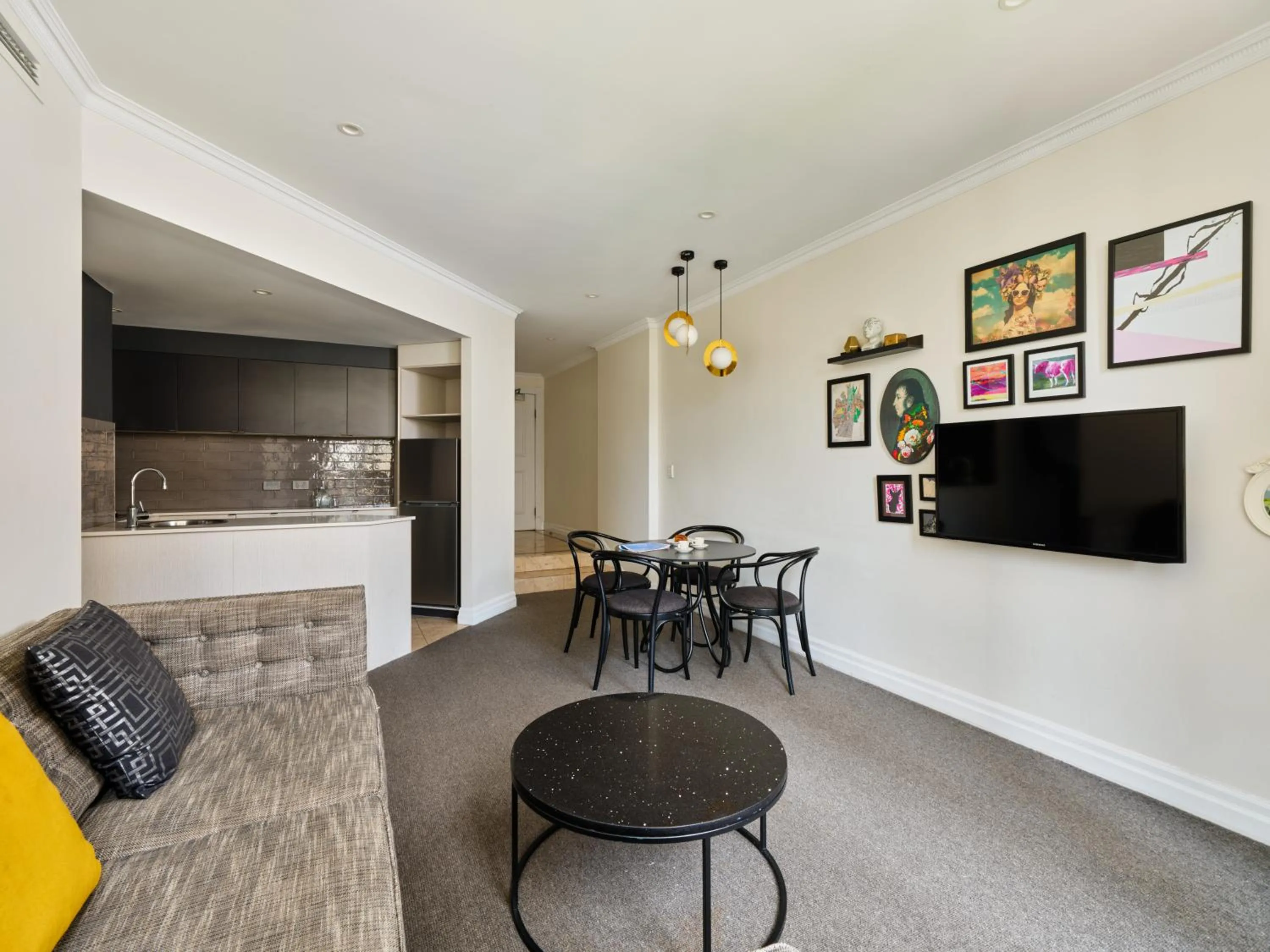 Living room in Mantra 2 Bond Street