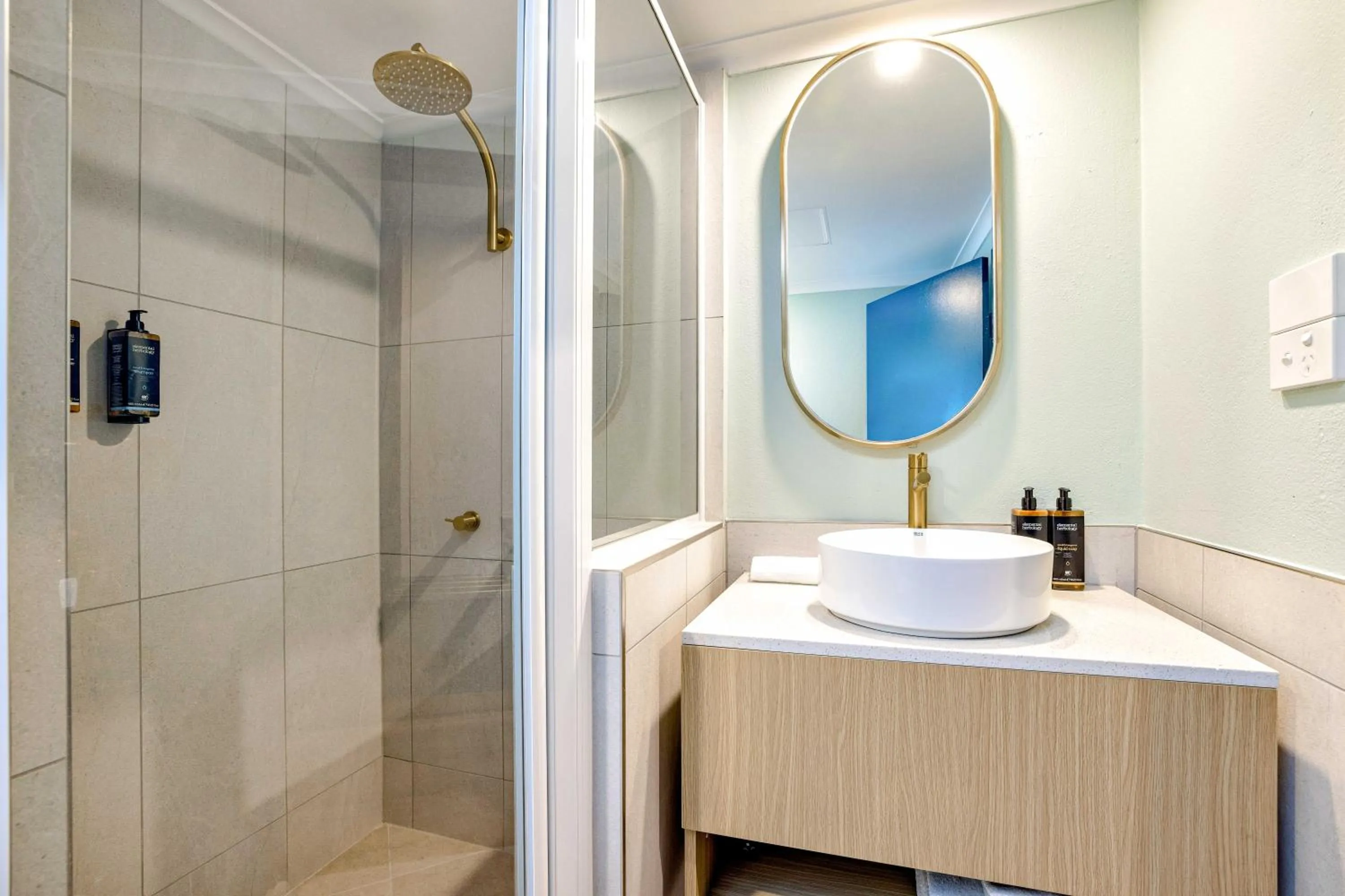 Bathroom in Mercure Cairns