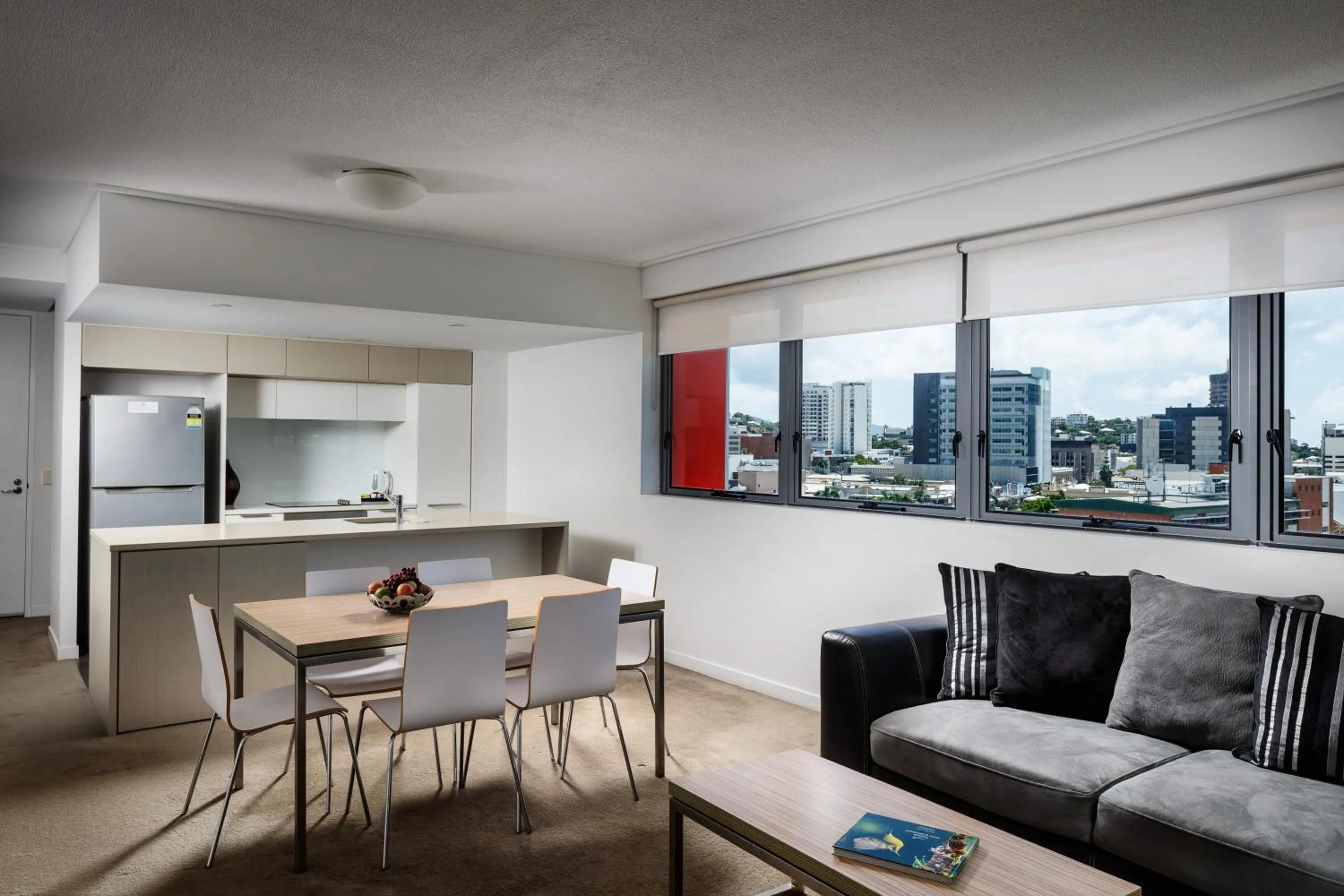 Kitchen or kitchenette in Central Islington Apartments