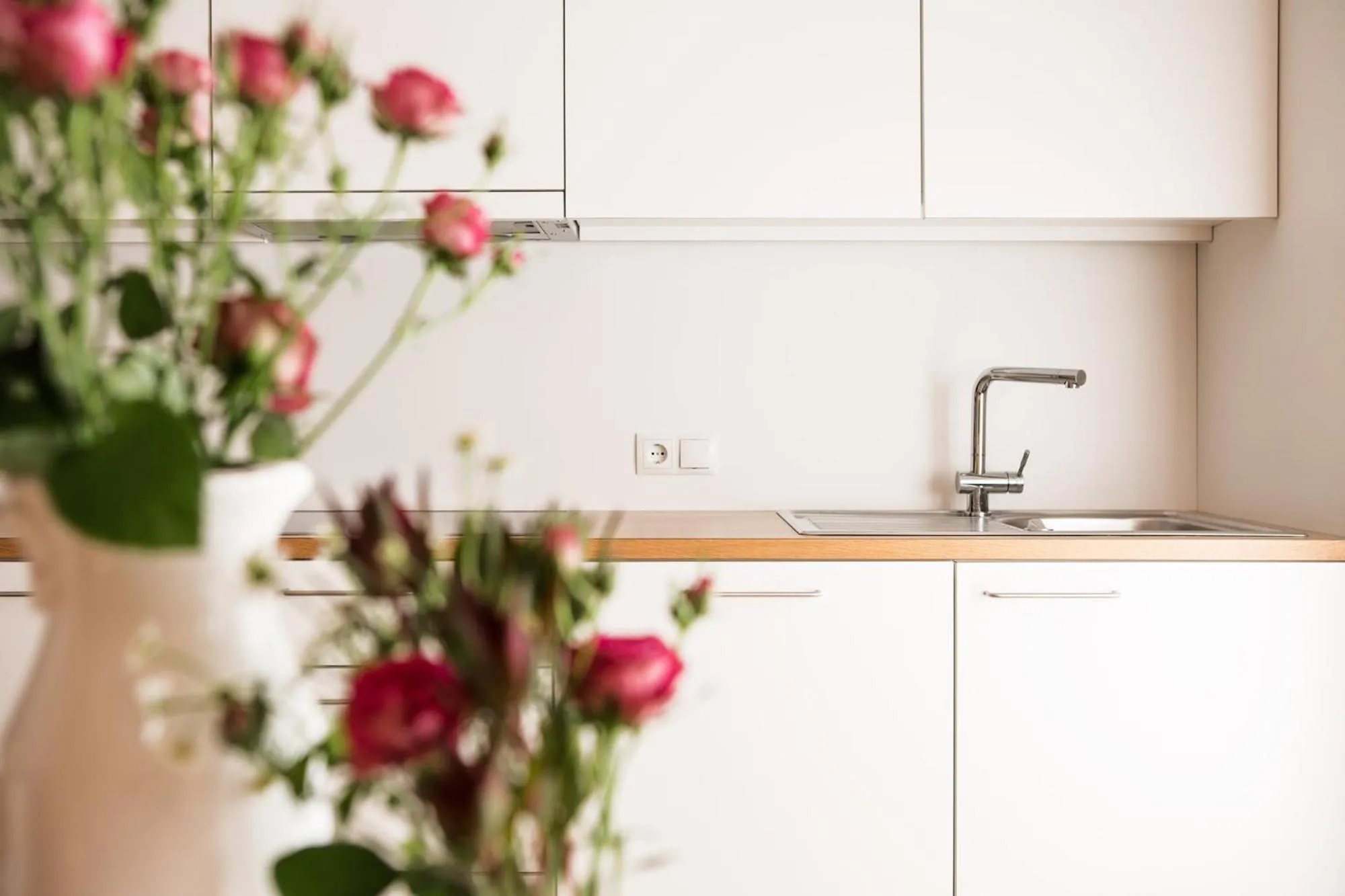 Kitchen or kitchenette in Gästehaus Meusburger