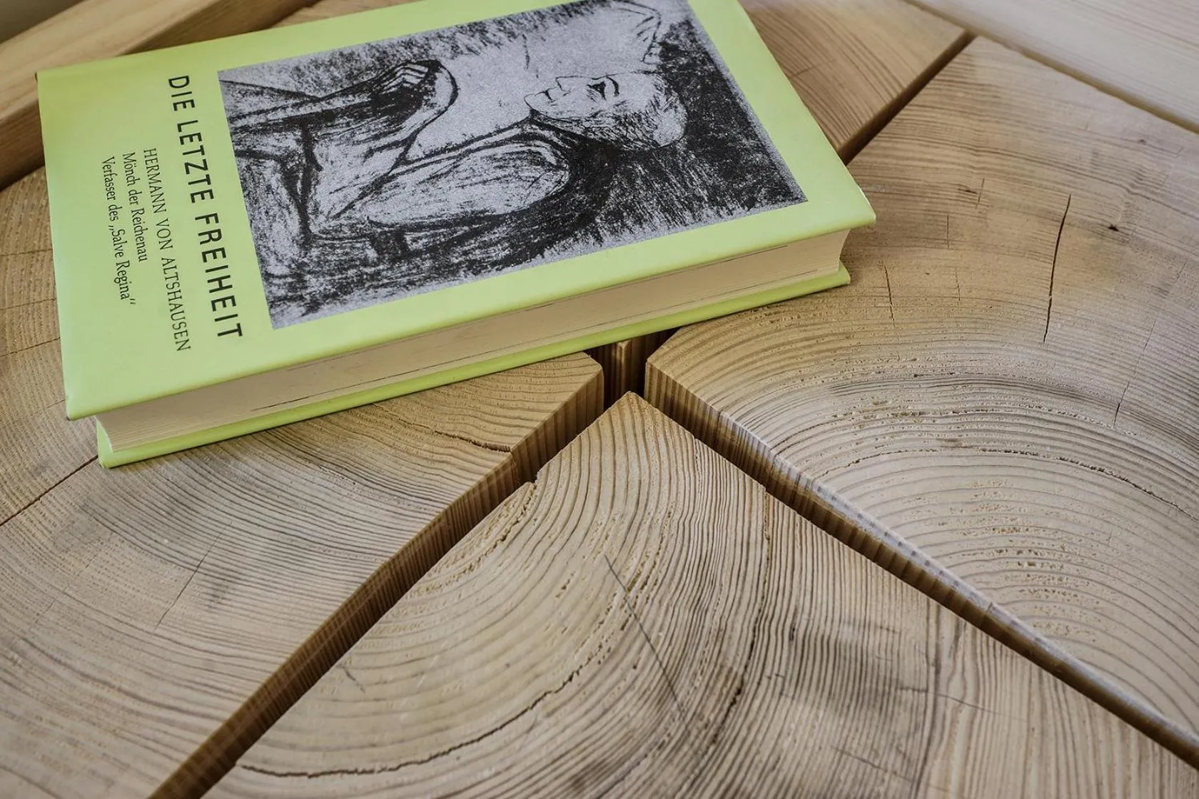 Decorative detail in Gästehaus Meusburger