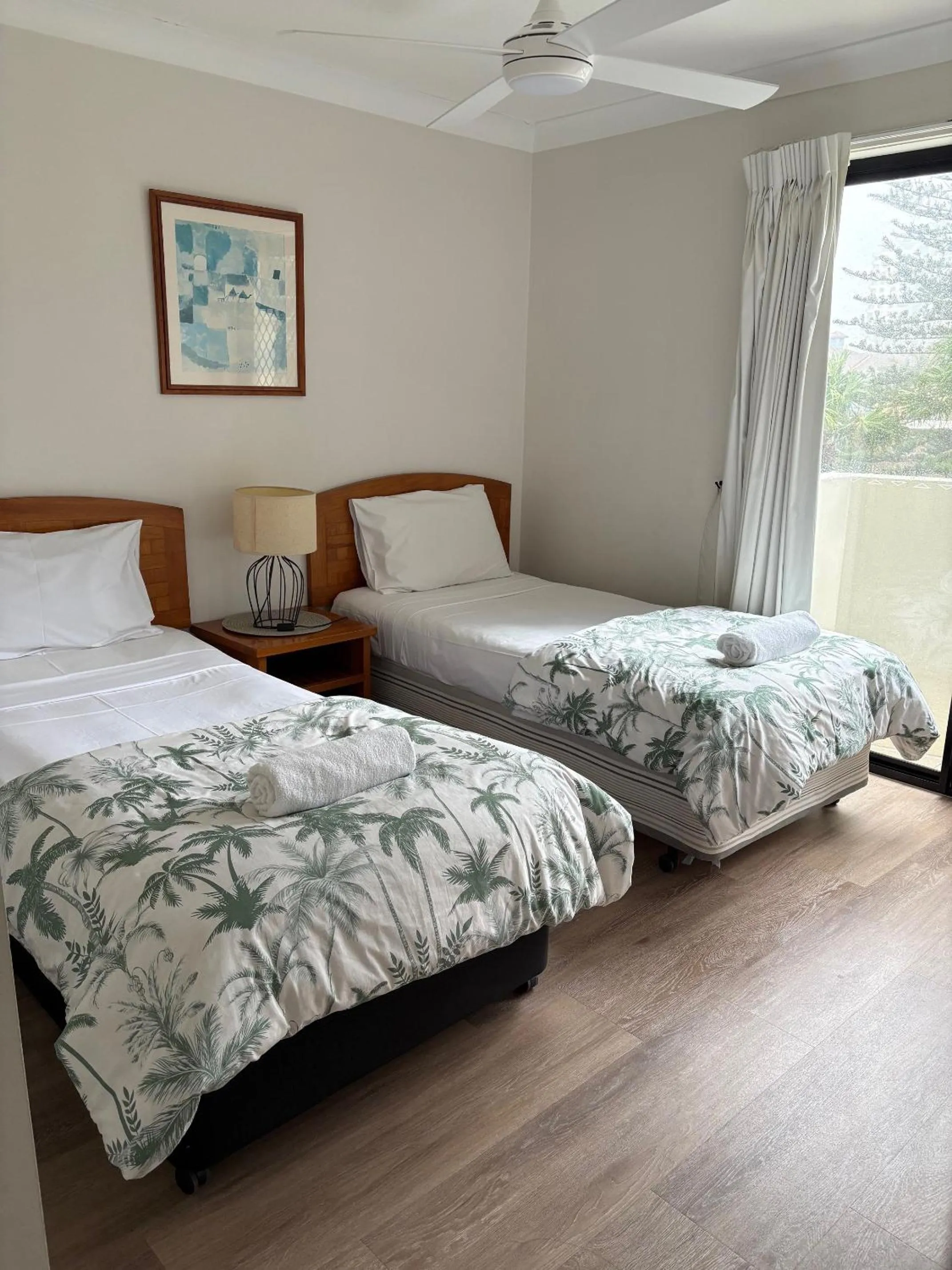 Bedroom, Bed in Island Beach Resort