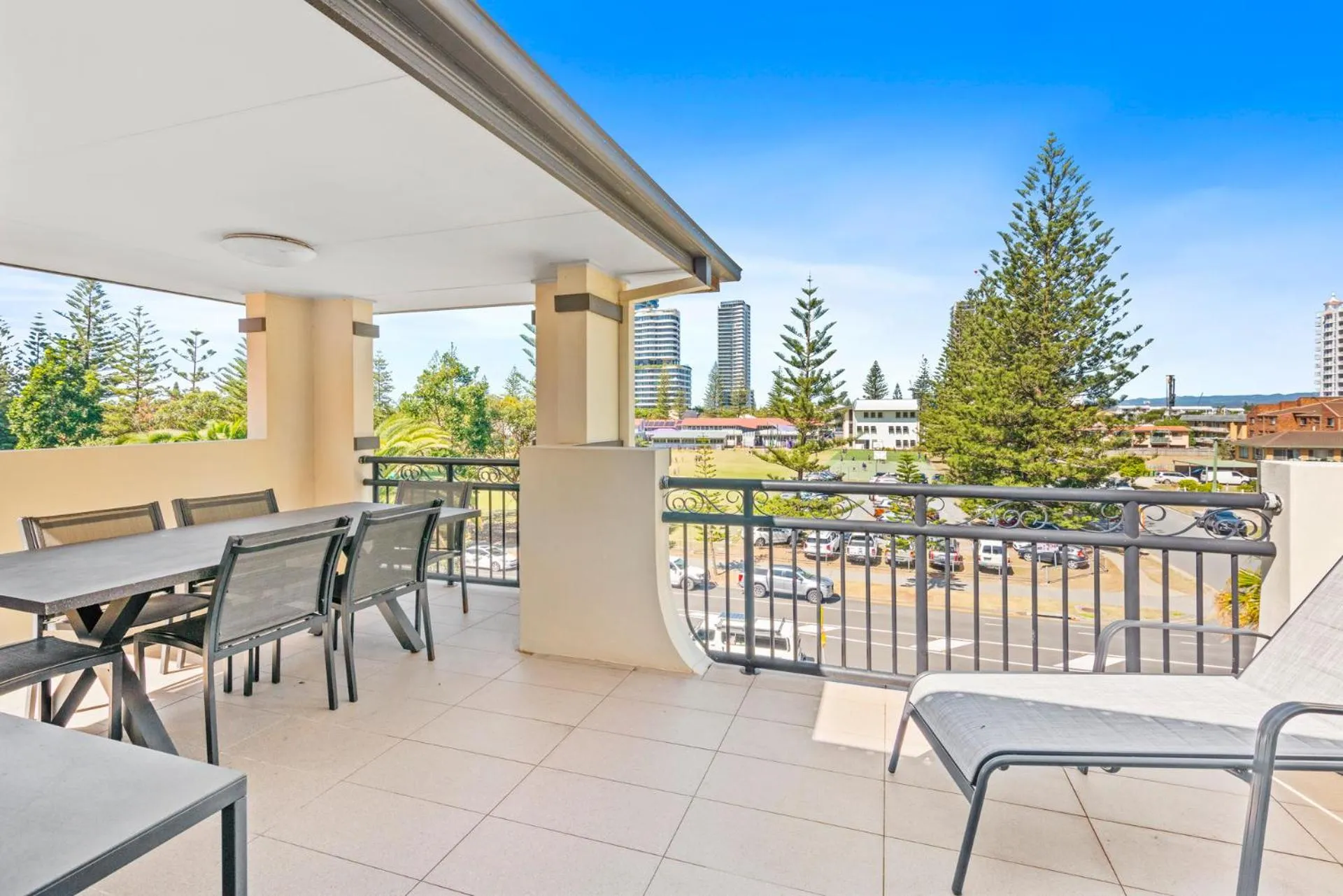 Balcony/Terrace in Island Beach Resort