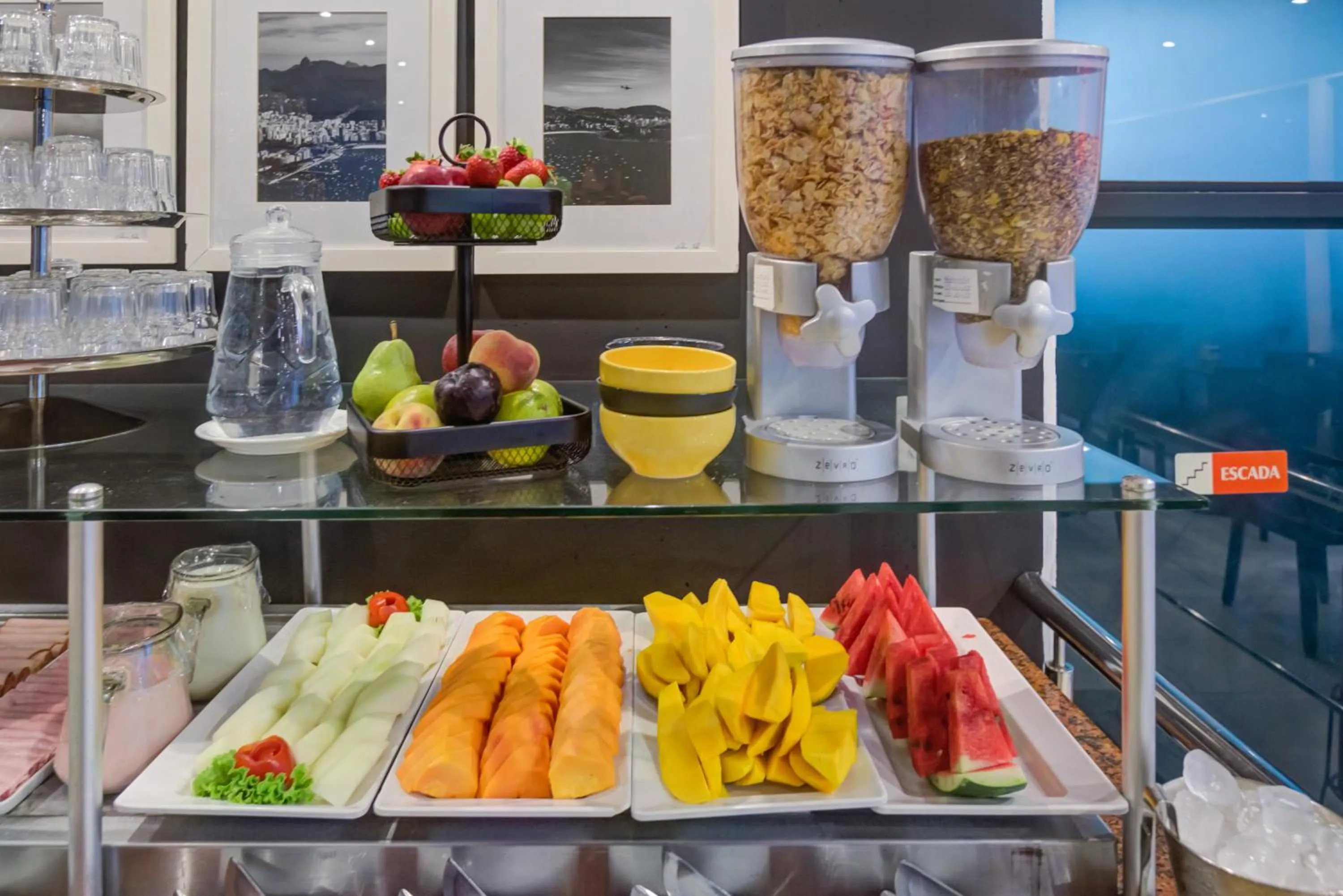 Food and drinks in Rio Design Copacabana Hotel