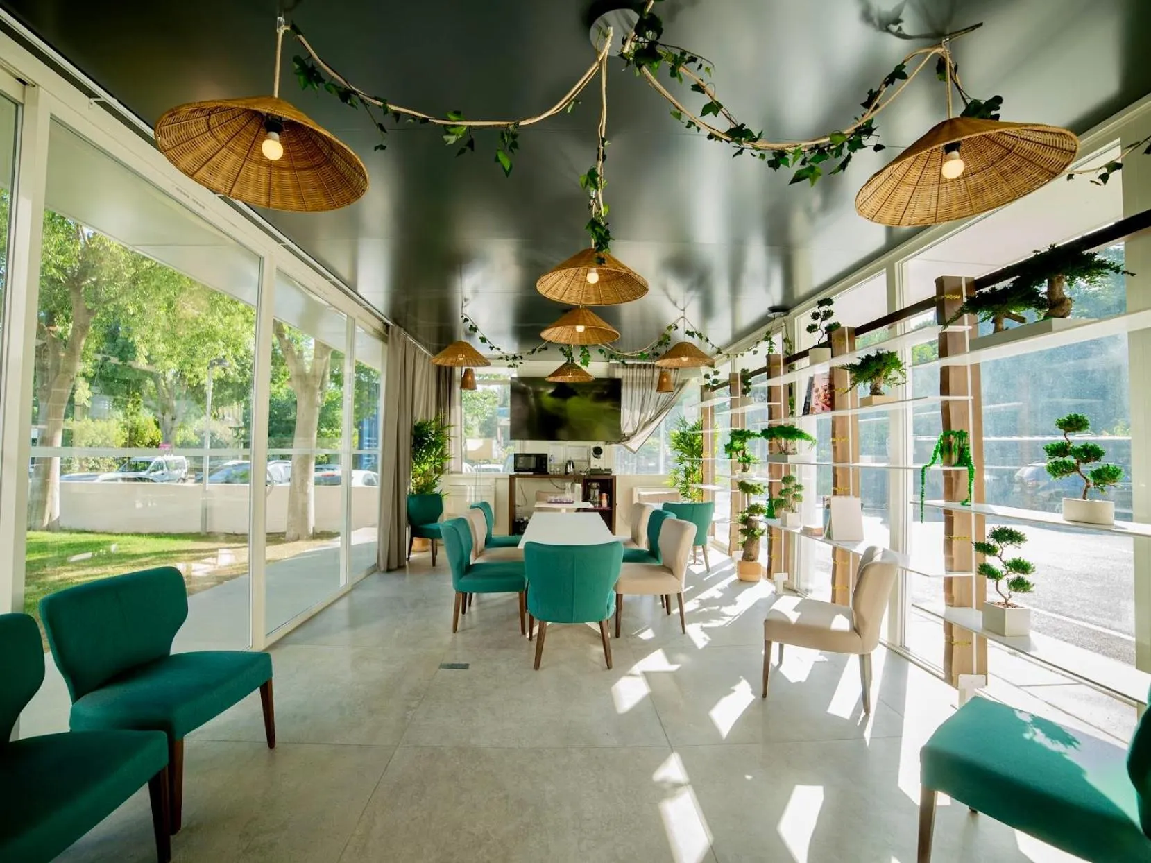 Seating area in Best Western Hotelio Montpellier Sud