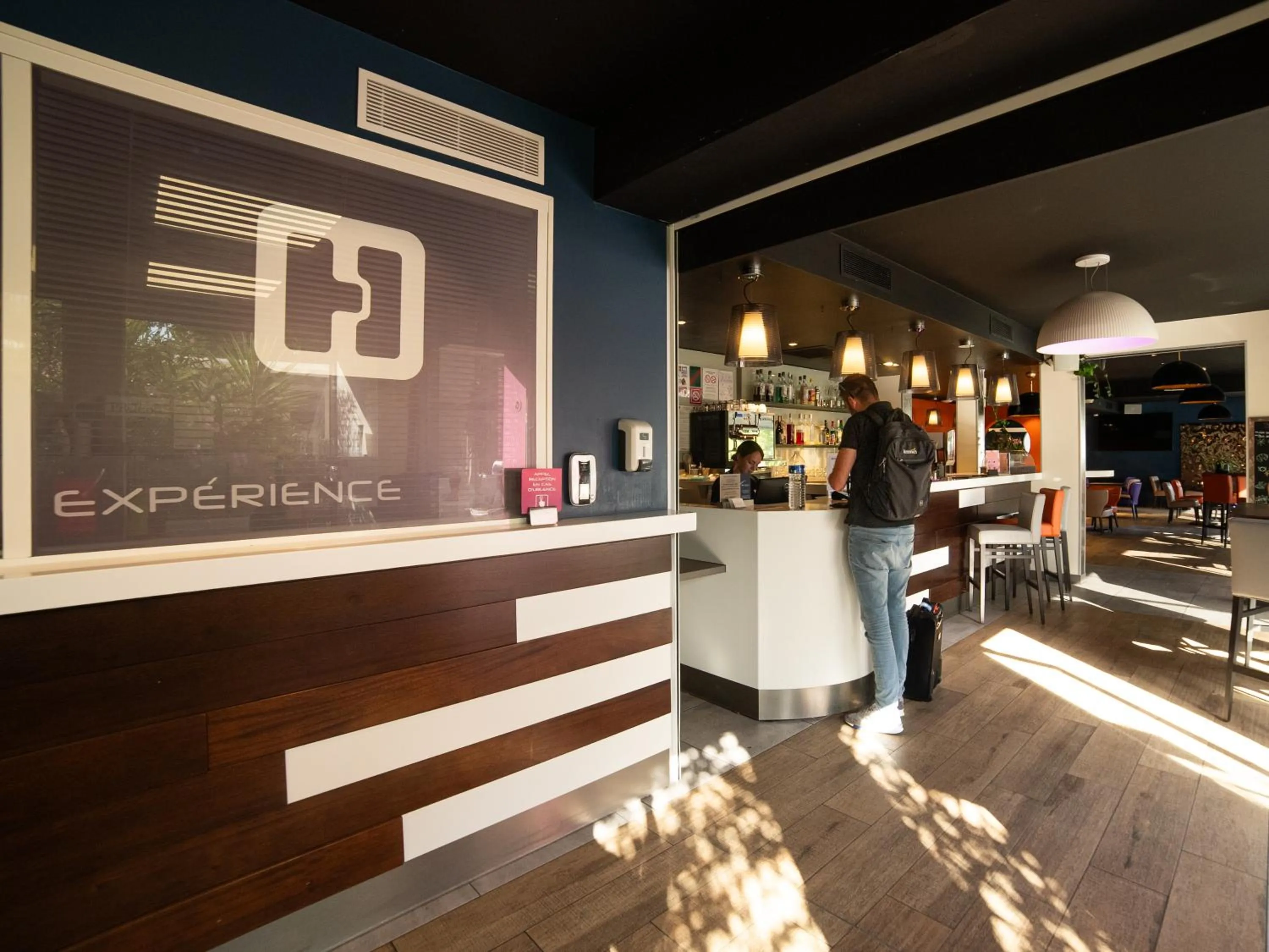 Lobby or reception in Best Western Hotelio Montpellier Sud