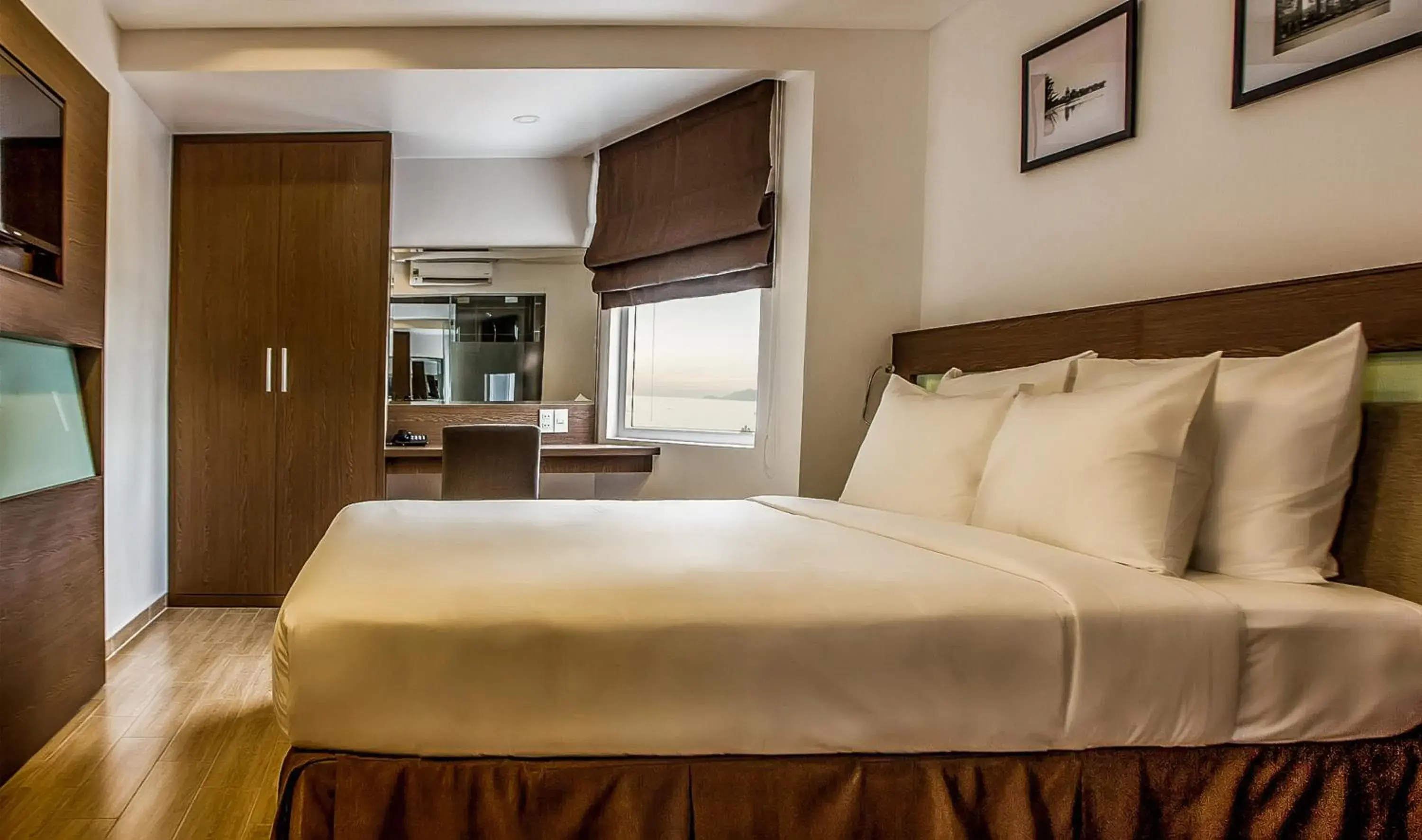 Deluxe Double or Twin Room with Sea View in Aroma Nha Trang Boutique Hotel Deluxe Double or Twin Room with Sea View in Aroma Nha Trang Boutique Hotel