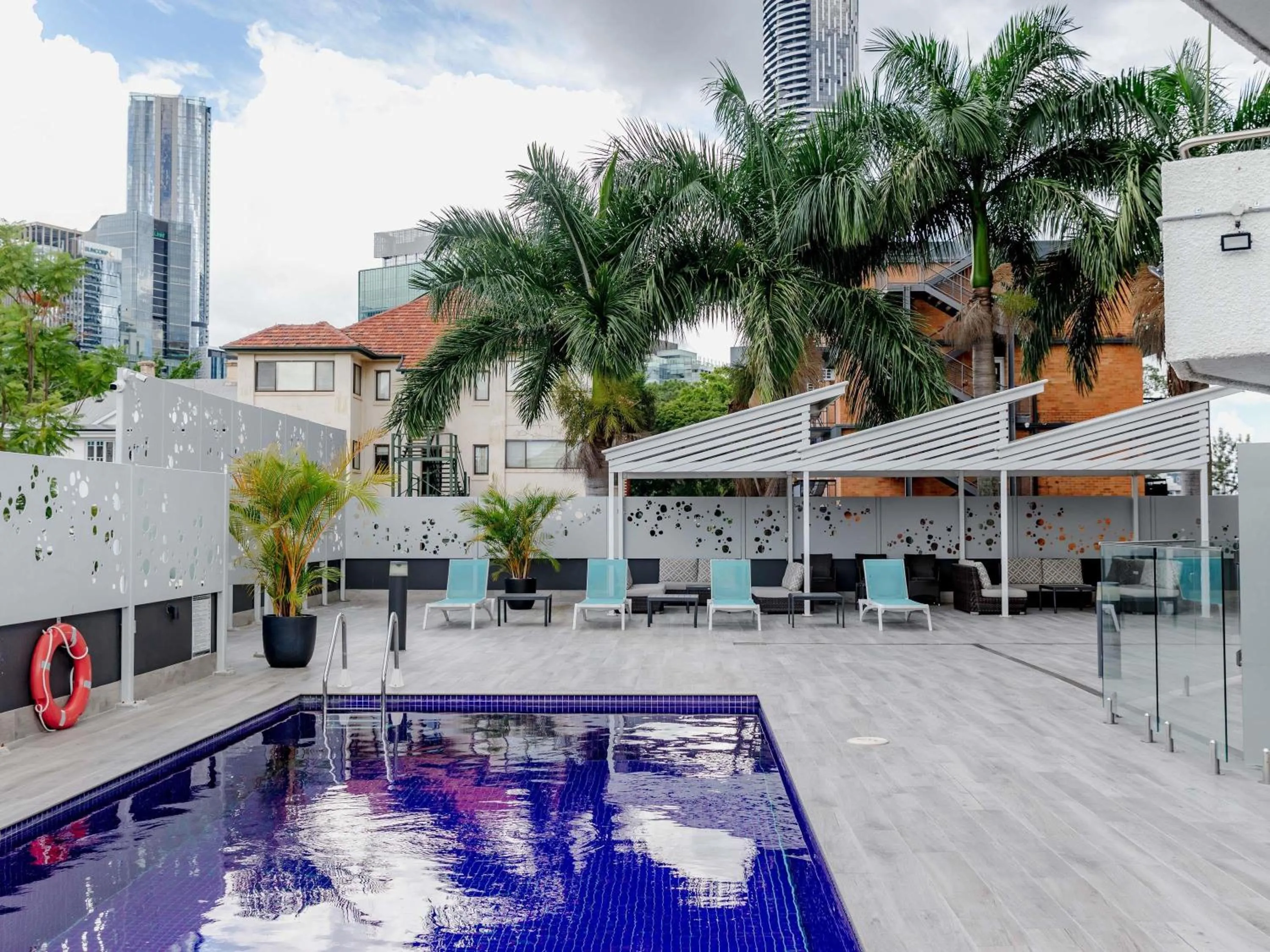 Property building in Mercure Brisbane Spring Hill