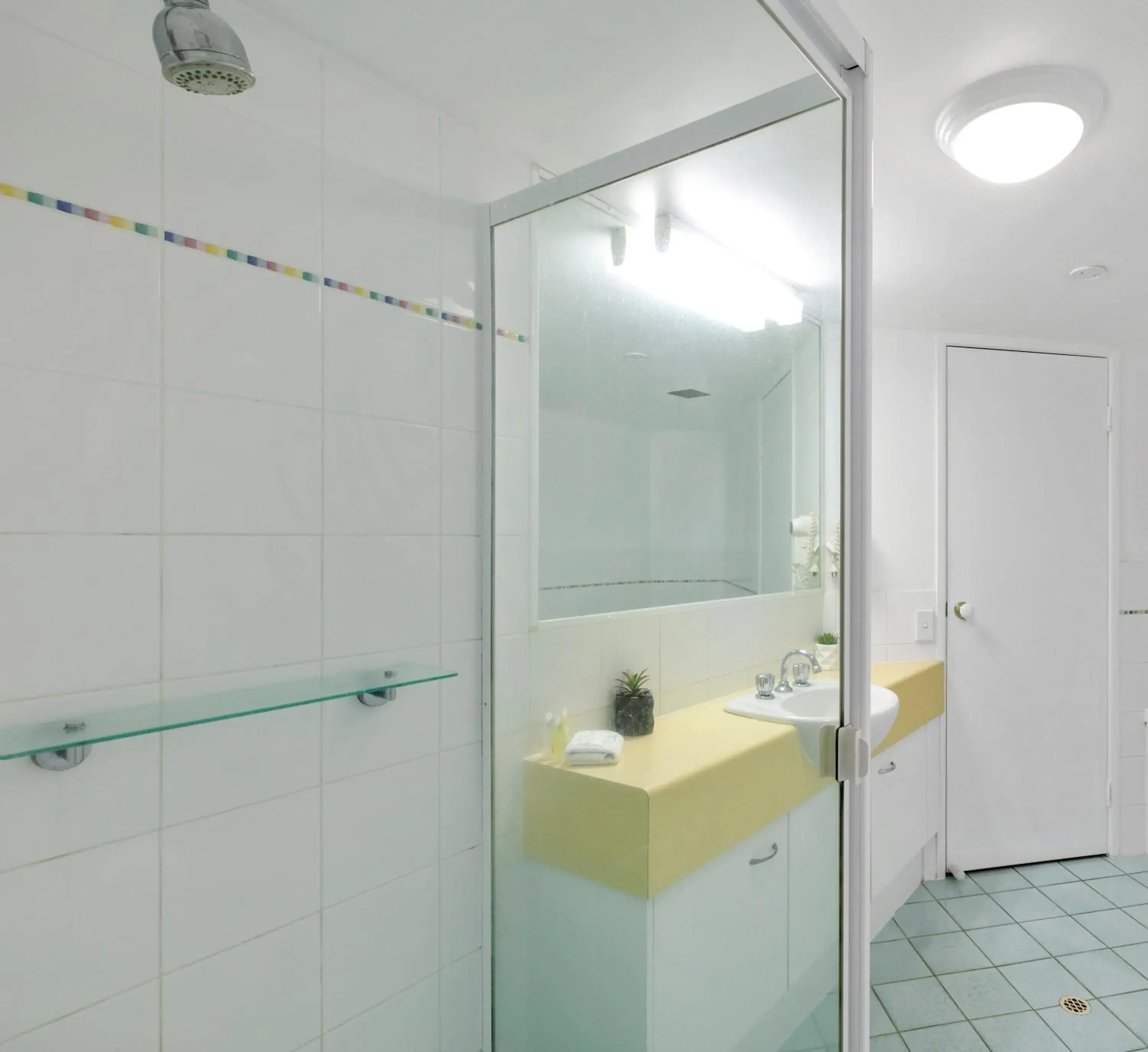 Two-Bedroom Top Floor Apartment in Caribbean Resort Two-Bedroom Top Floor Apartment in Caribbean Resort