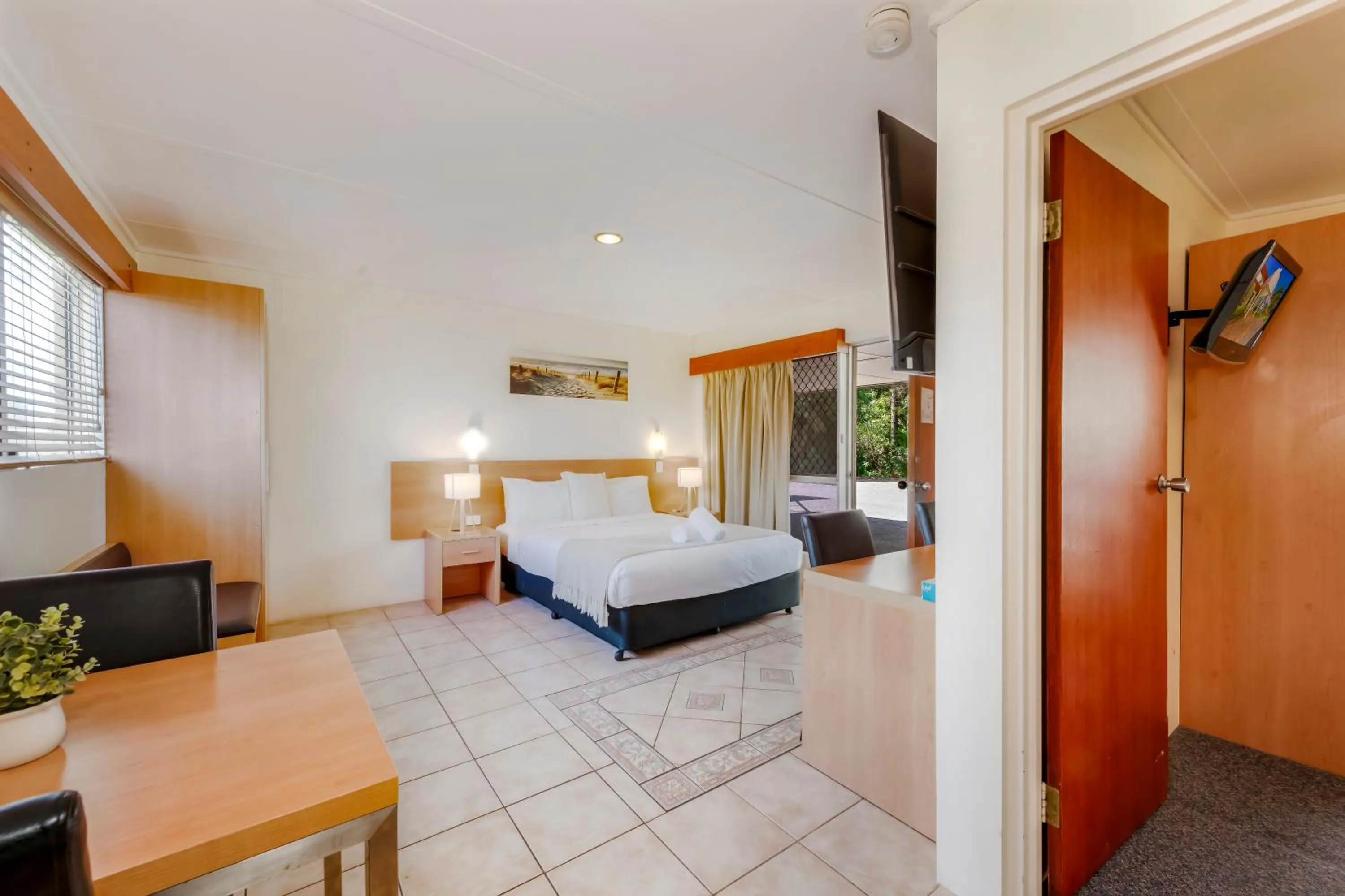 Bed in Bundaberg International