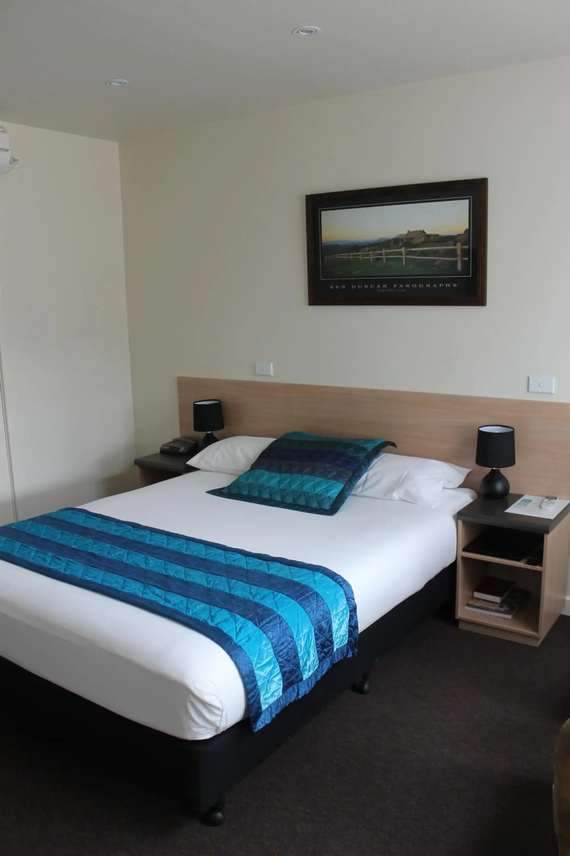 Premier Double Room in Mansfield Motel Premier Double Room in Mansfield Motel