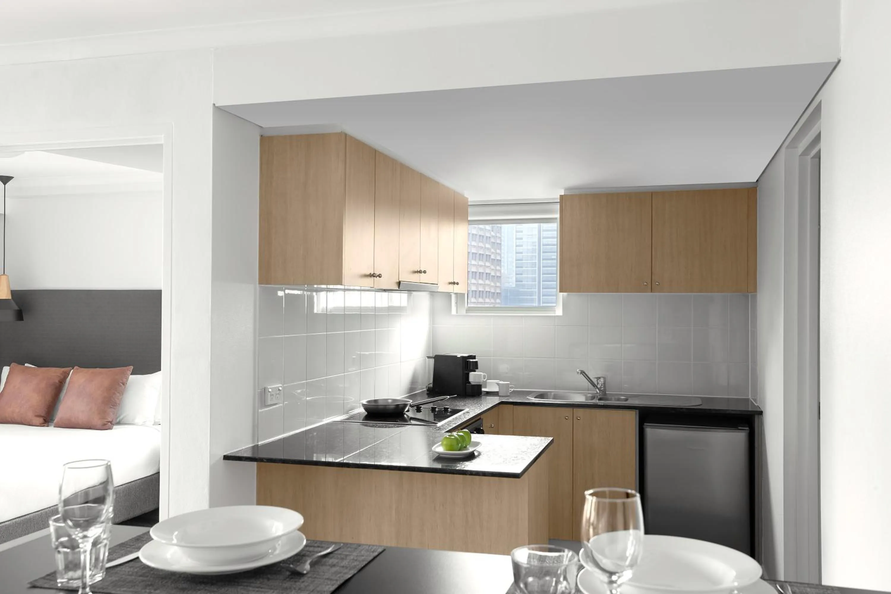 Kitchen or kitchenette in Mantra on Kent