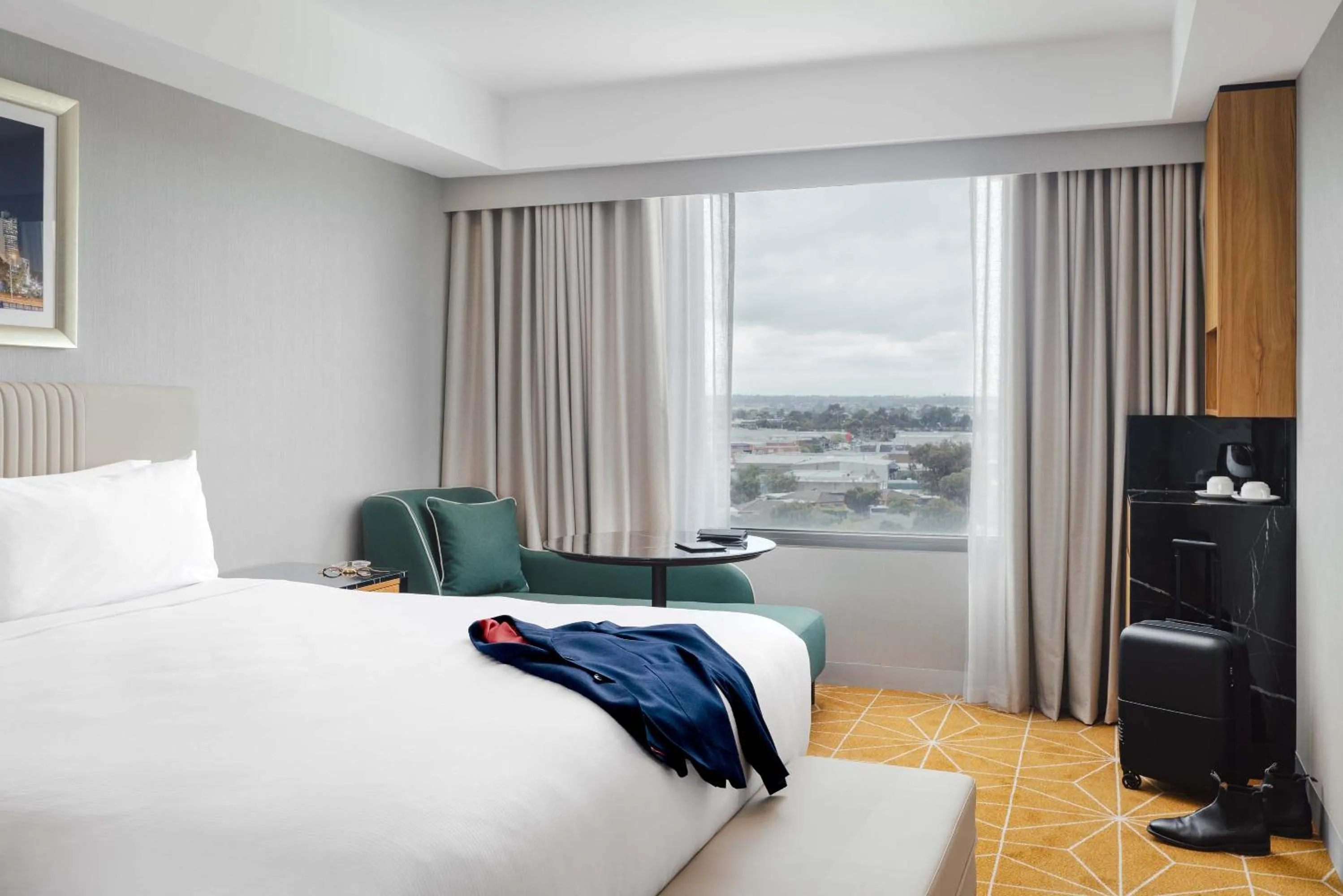 Bed in Mantra Melbourne Airport