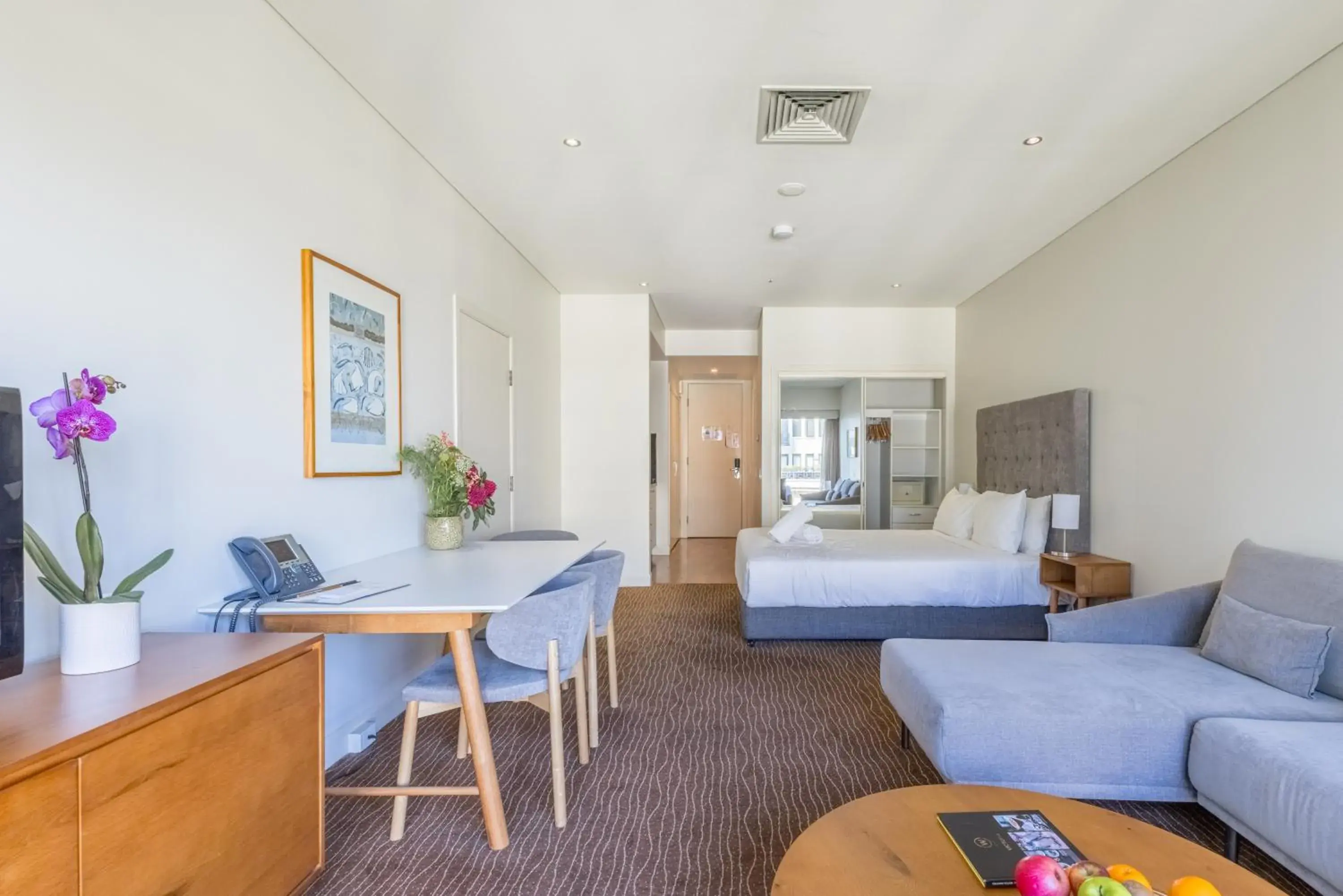 Studio Apartment in Seasons Botanic Gardens Studio Apartment in Seasons Botanic Gardens