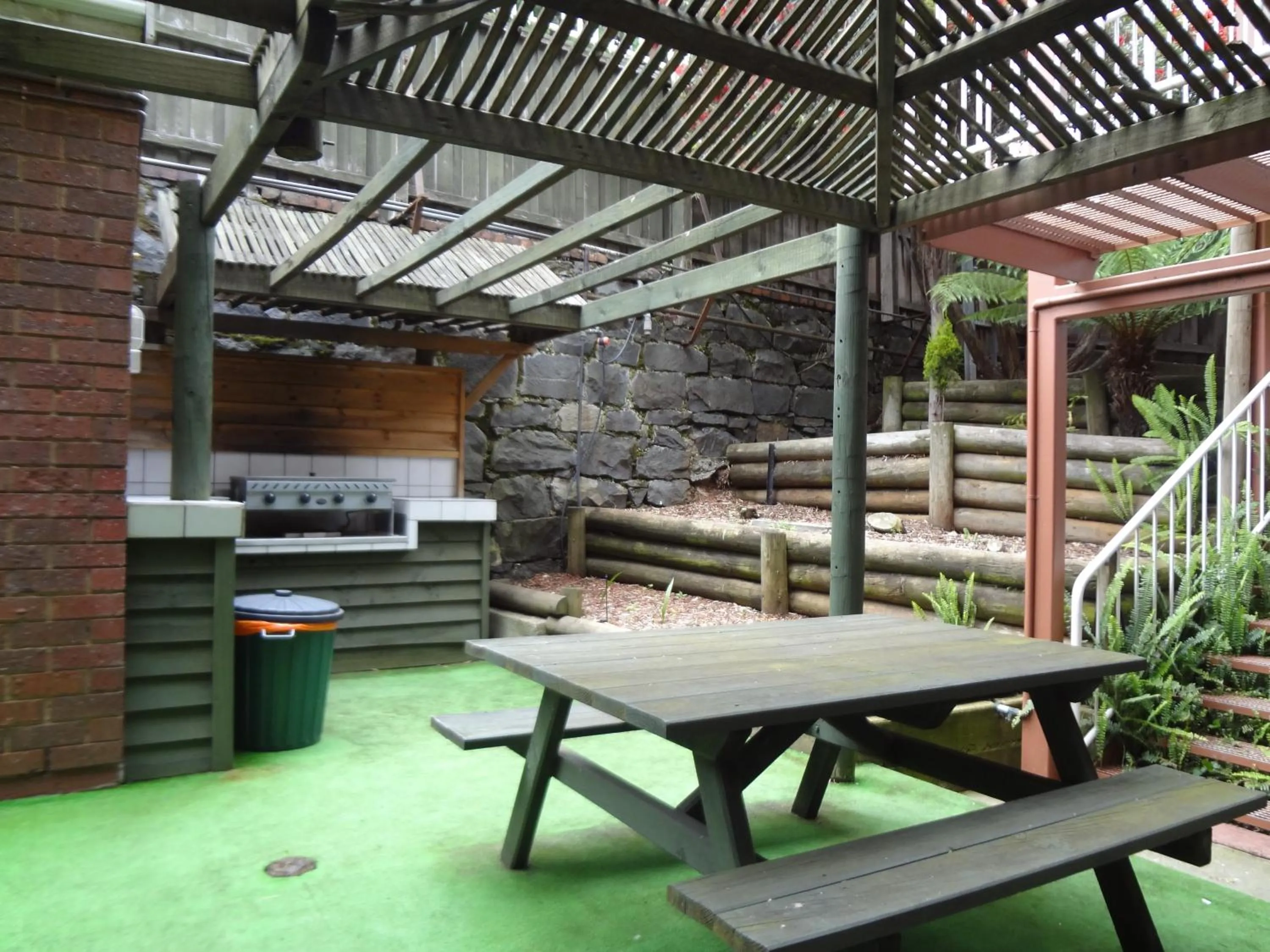 Garden in Adina Place Motel Apartments