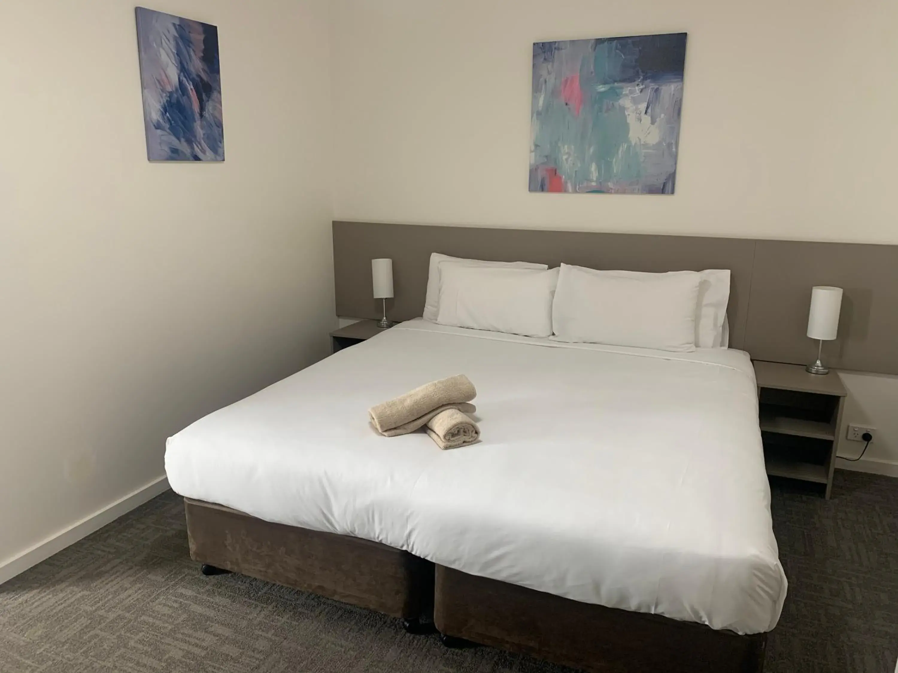 Three-Bedroom Apartment in Adina Place Motel Apartments Three-Bedroom Apartment in Adina Place Motel Apartments