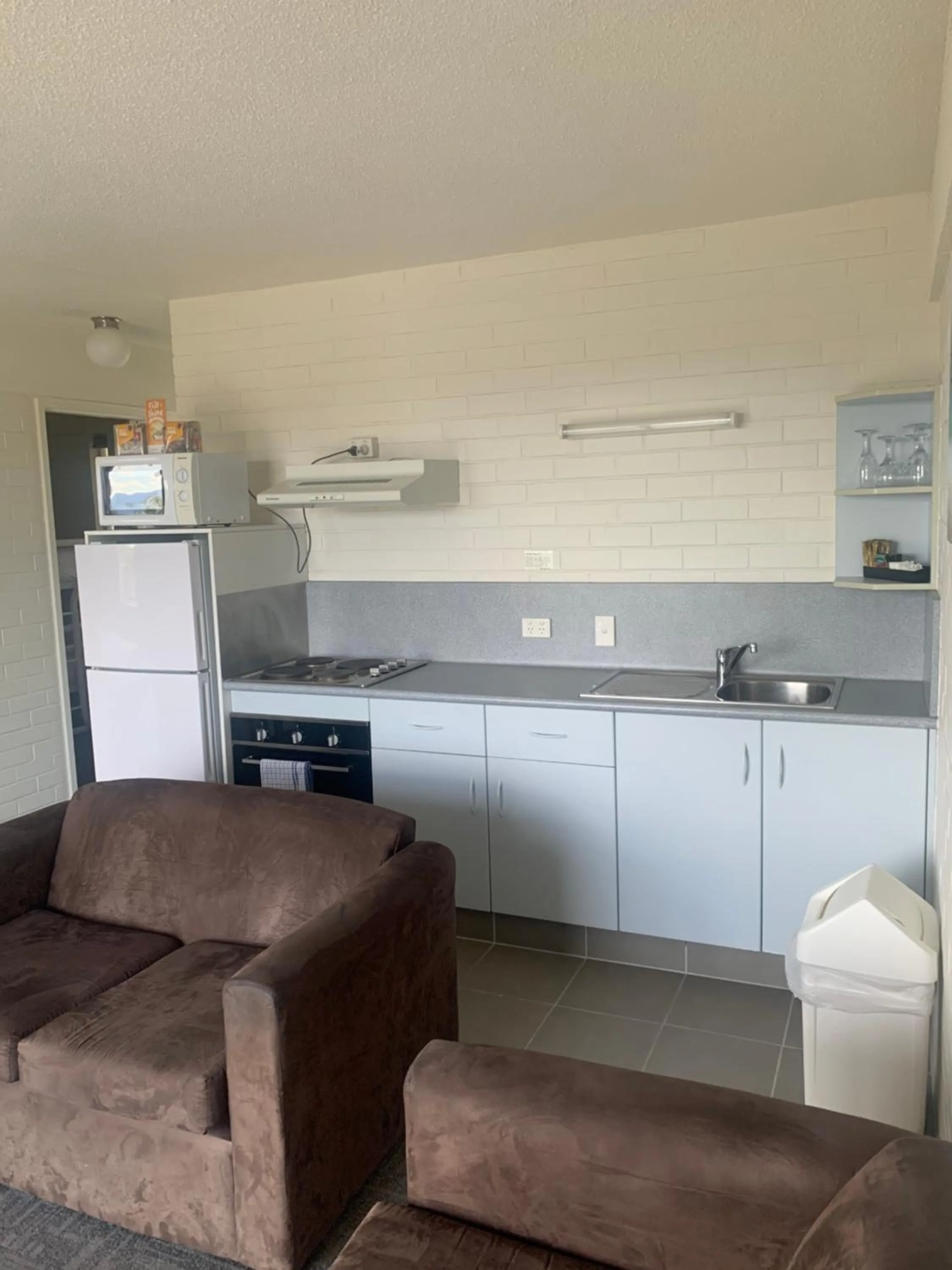 Kitchen or kitchenette in Adina Place Motel Apartments