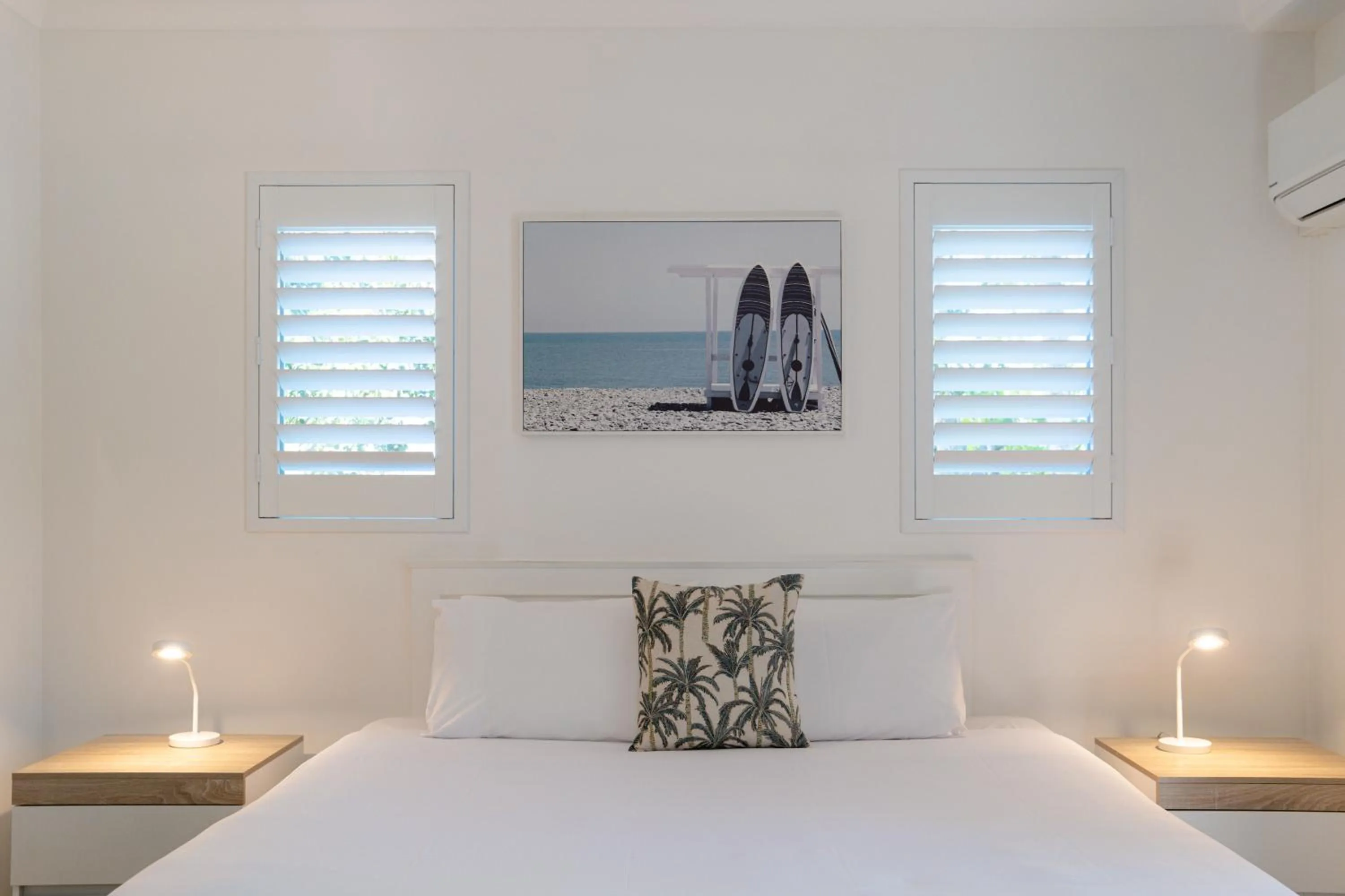 Bed in Twin Quays Noosa