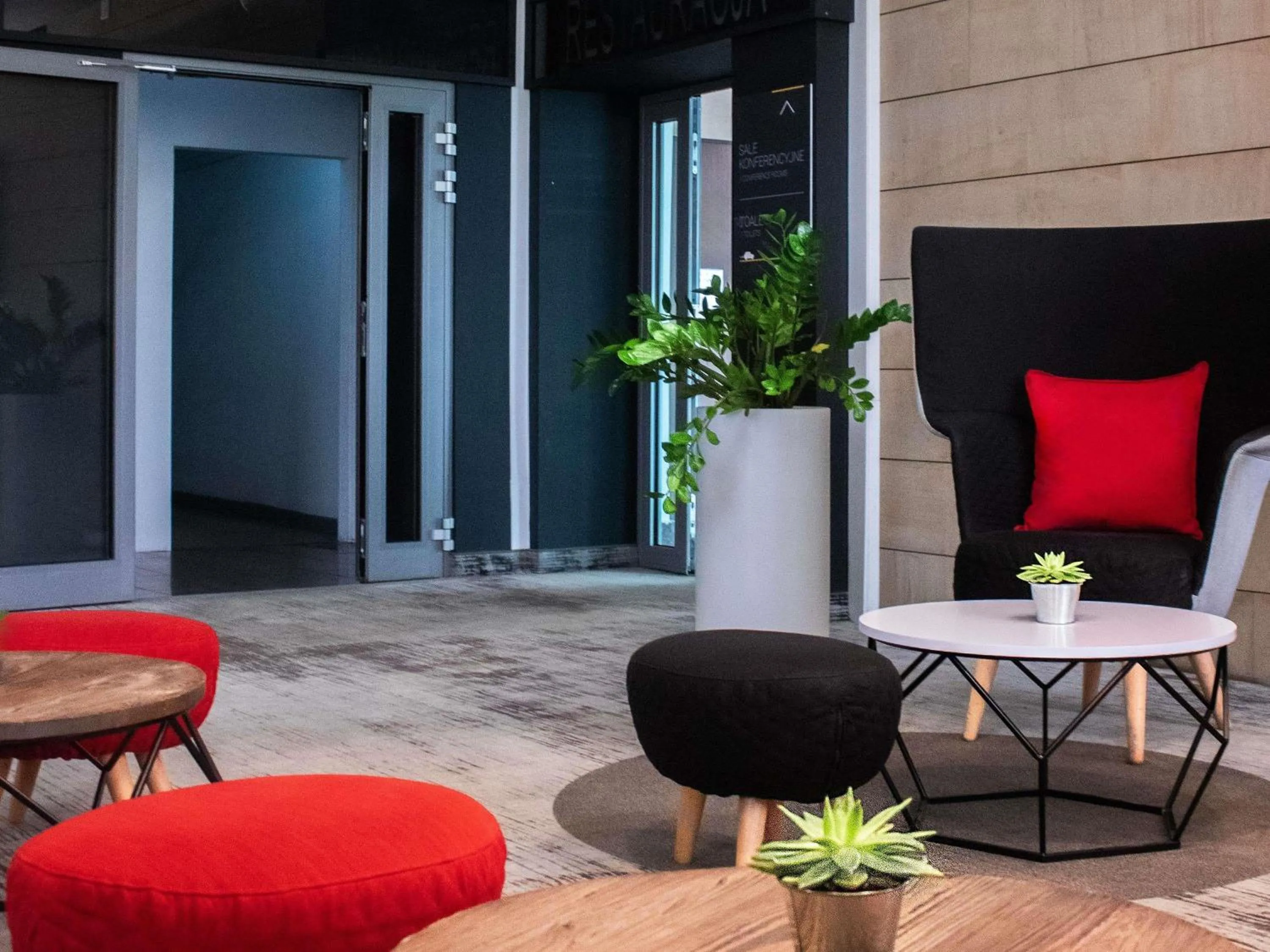 Lounge or bar in ibis Styles Bielsko Biala