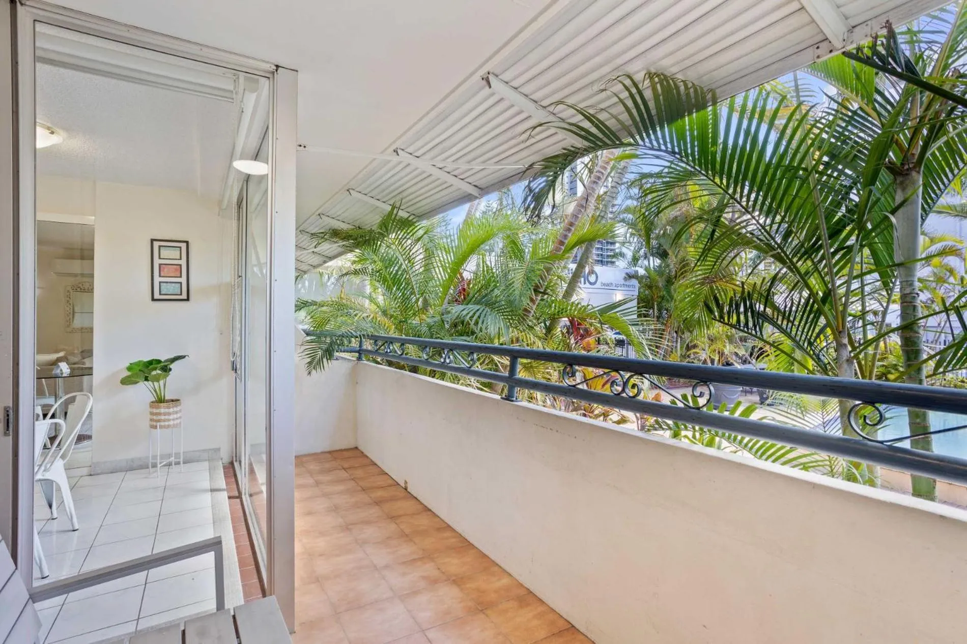 Hi Ho Beach Apartments on Broadbeach