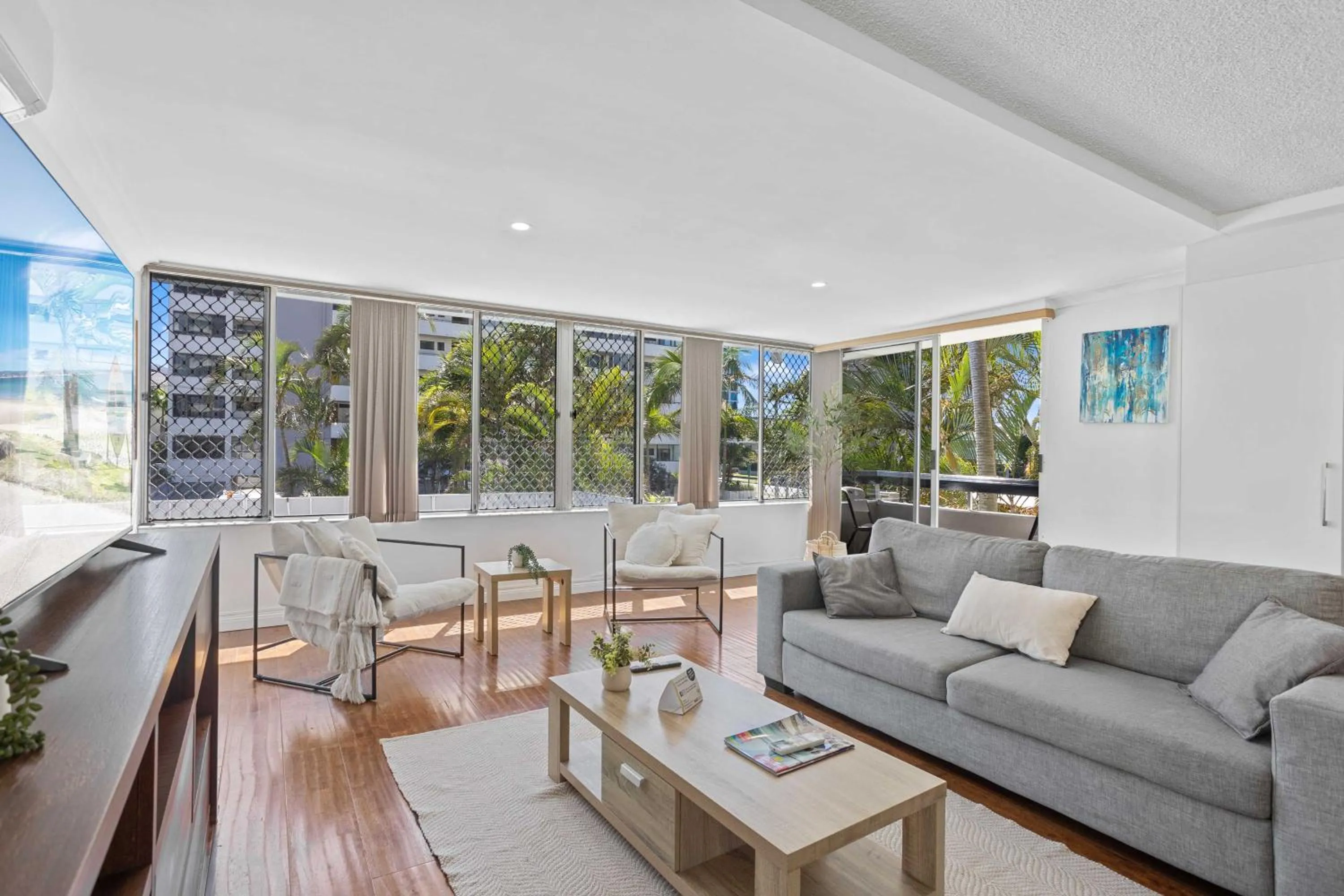 Living room in Hi Ho Beach Apartments on Broadbeach