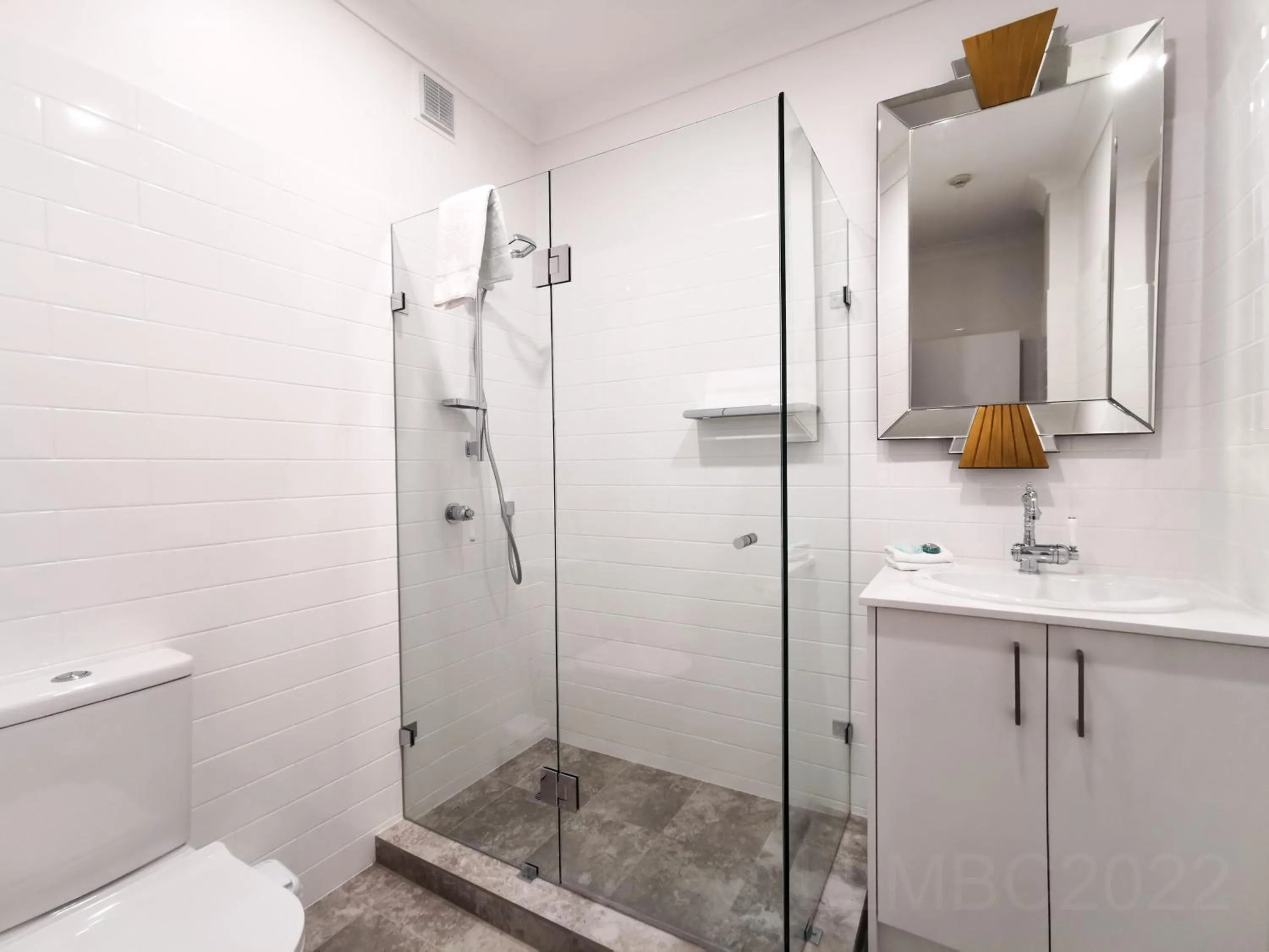 Bathroom in Adelaide Mansions Apartments