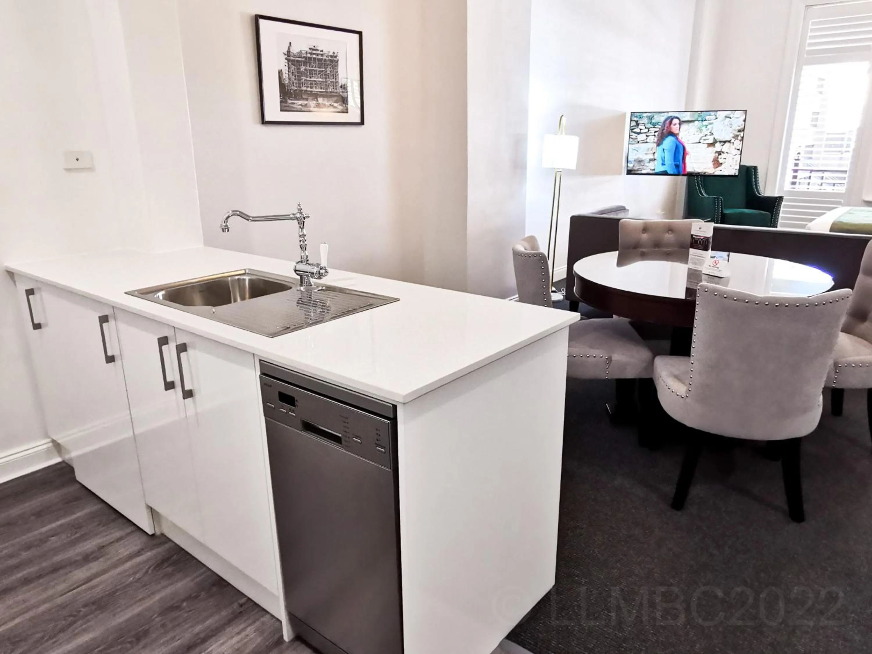 Dining area in Adelaide Mansions Apartments