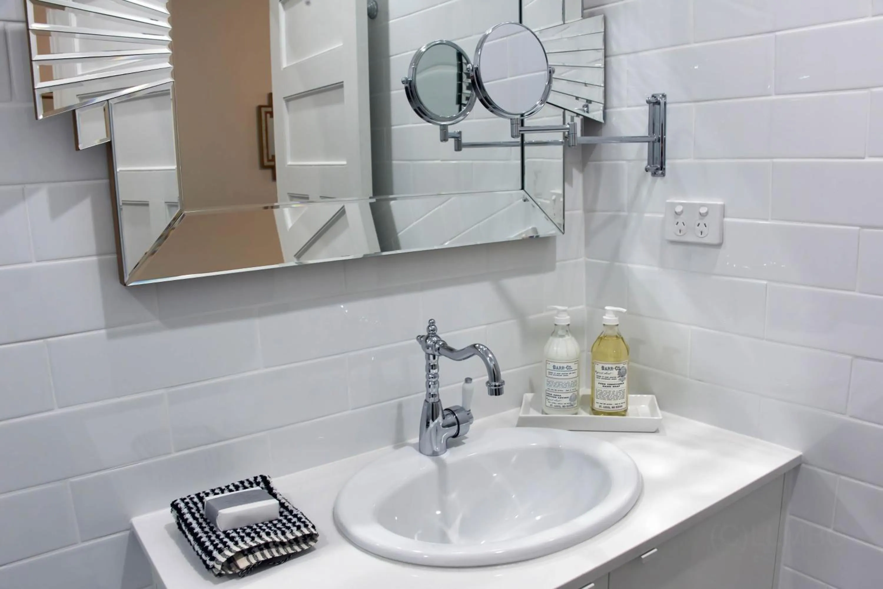 Bathroom in Adelaide Mansions Apartments