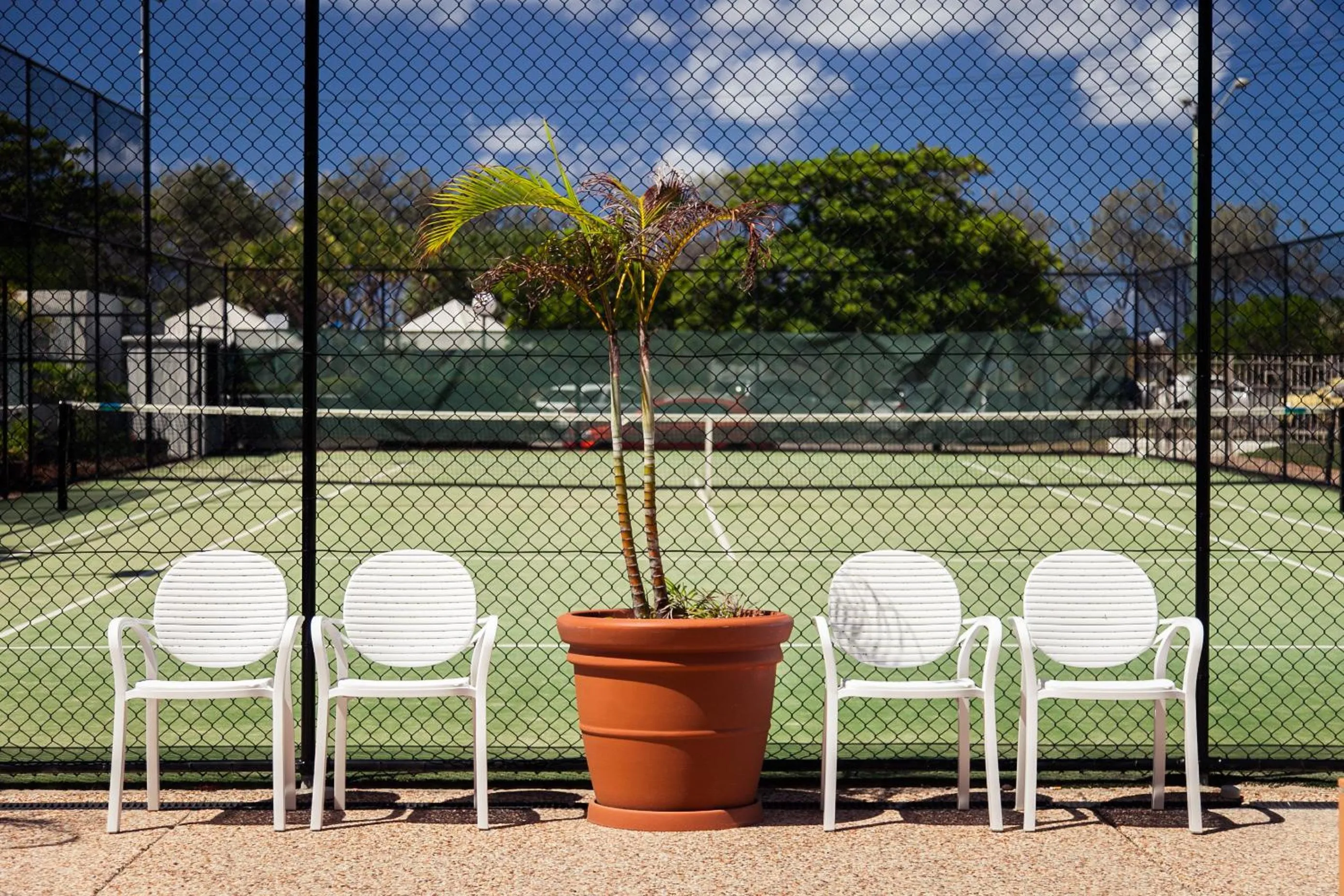Tennis court in Elouera Tower